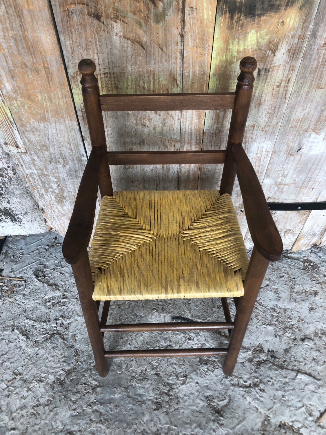 High chair baby wood & mulched seat