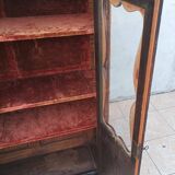 Louis XVI display cabinet in rosewood and amaranth veneer.