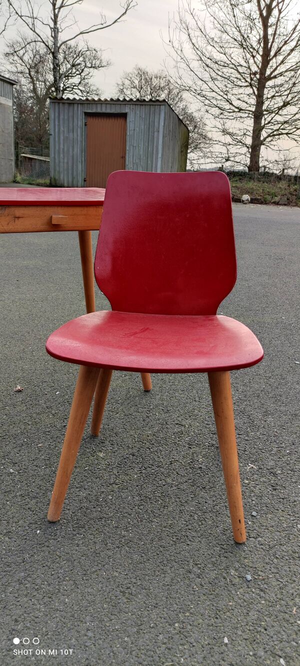 Ensemble bureau & chaise vintage pour enfant