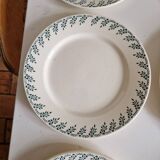 12 assiettes plates Choisy le Roi en terre de fer modèle 1212