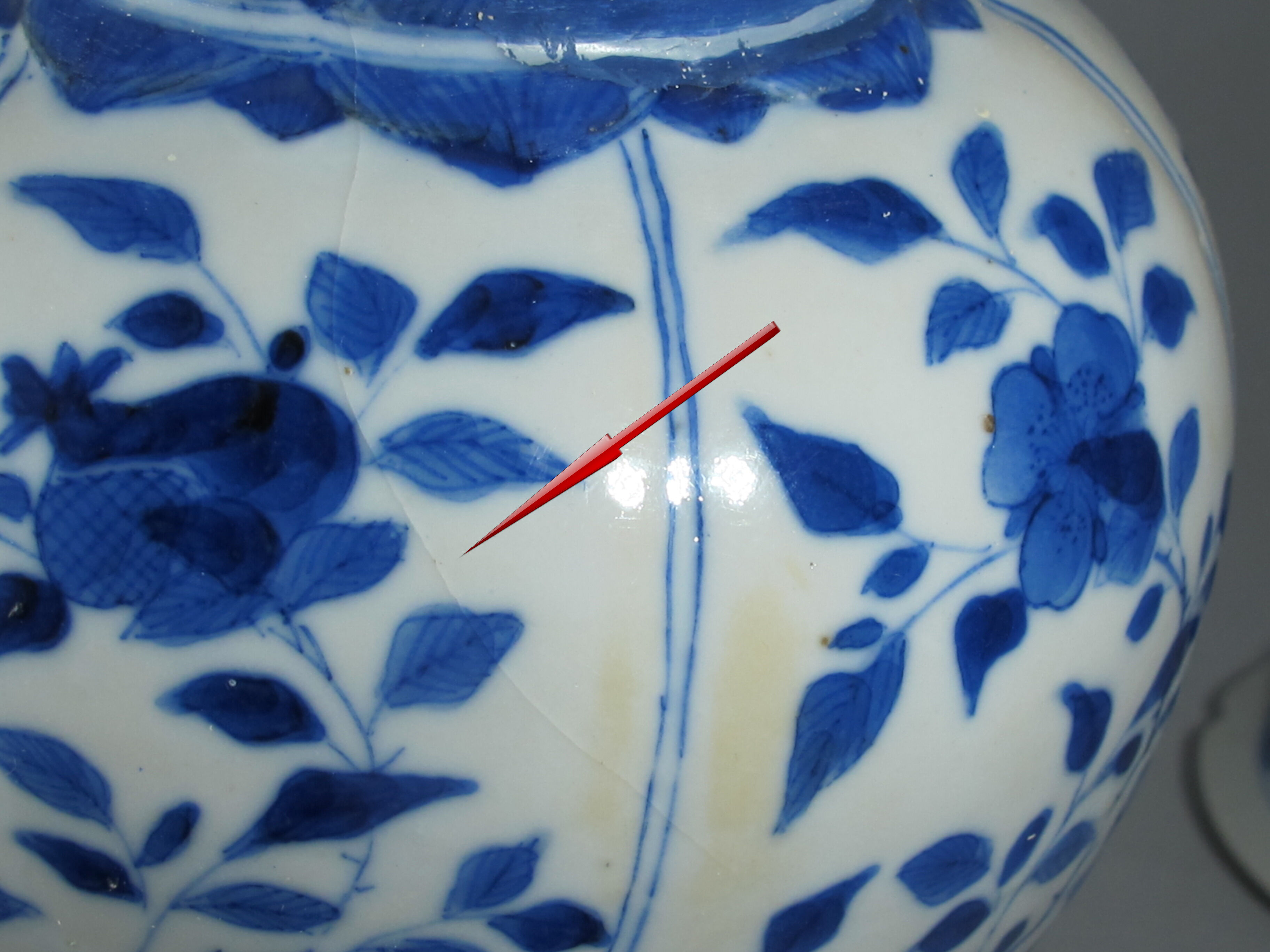 Former chinese potiche blue white