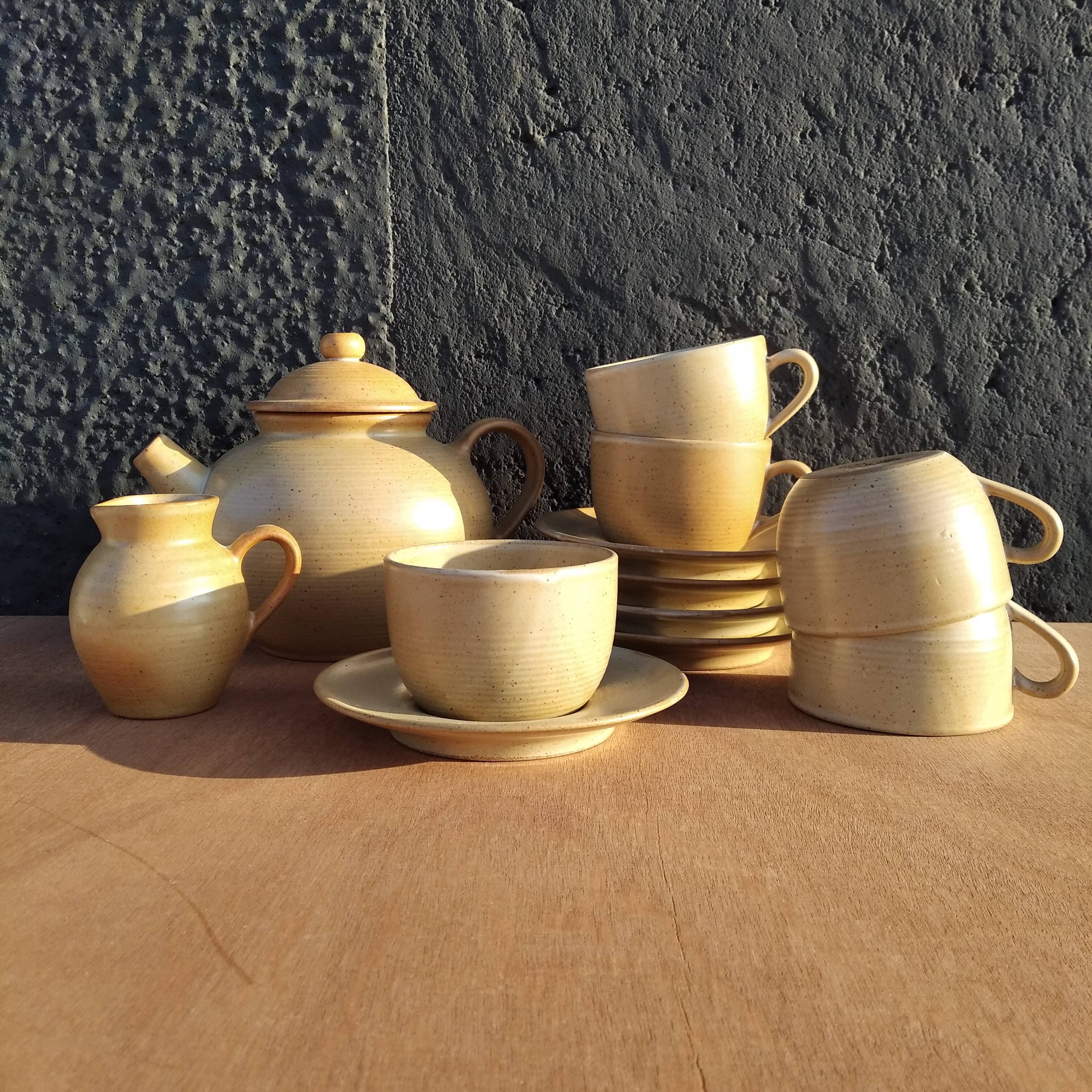 Coffee maker set sandstone village