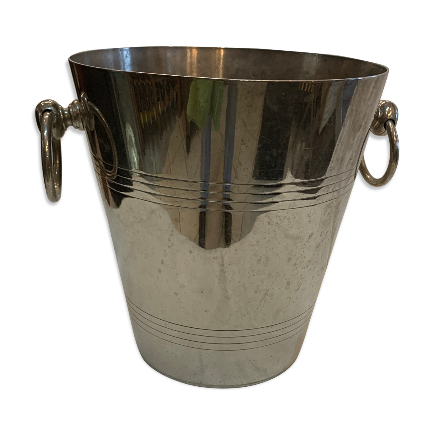 Champagne bucket