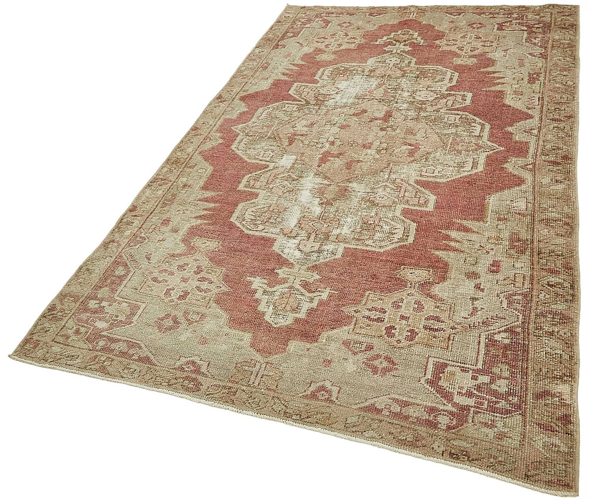 Turkish Vintage Anatolian Rug 136 cm x 240 cm