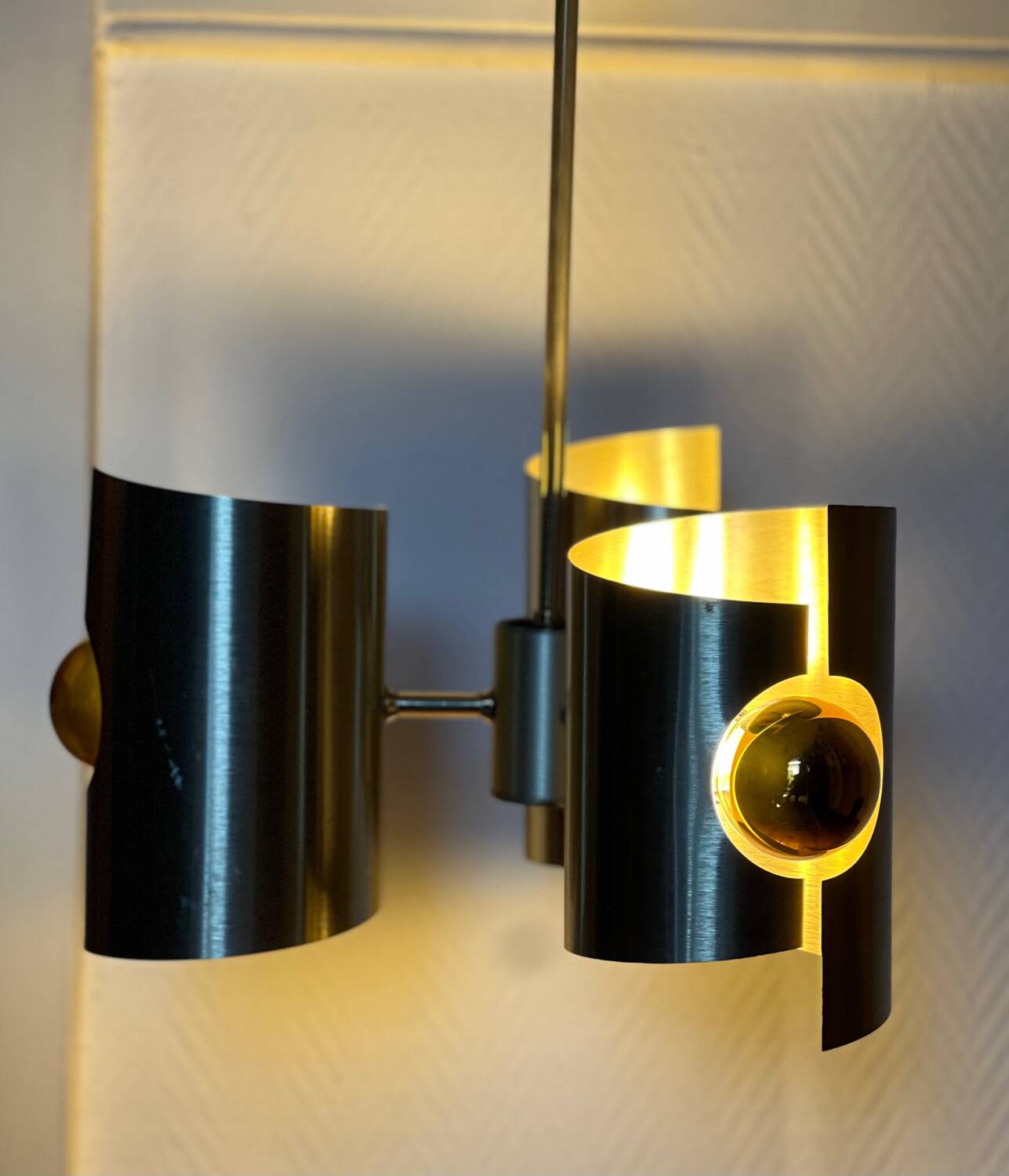 Lustre/suspension space age vintage 1970 alu brosse doree
