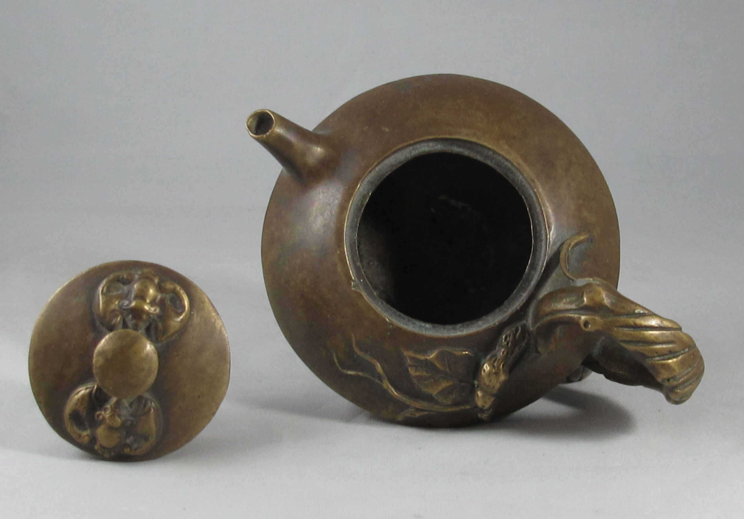 Old chinese bronze teapot