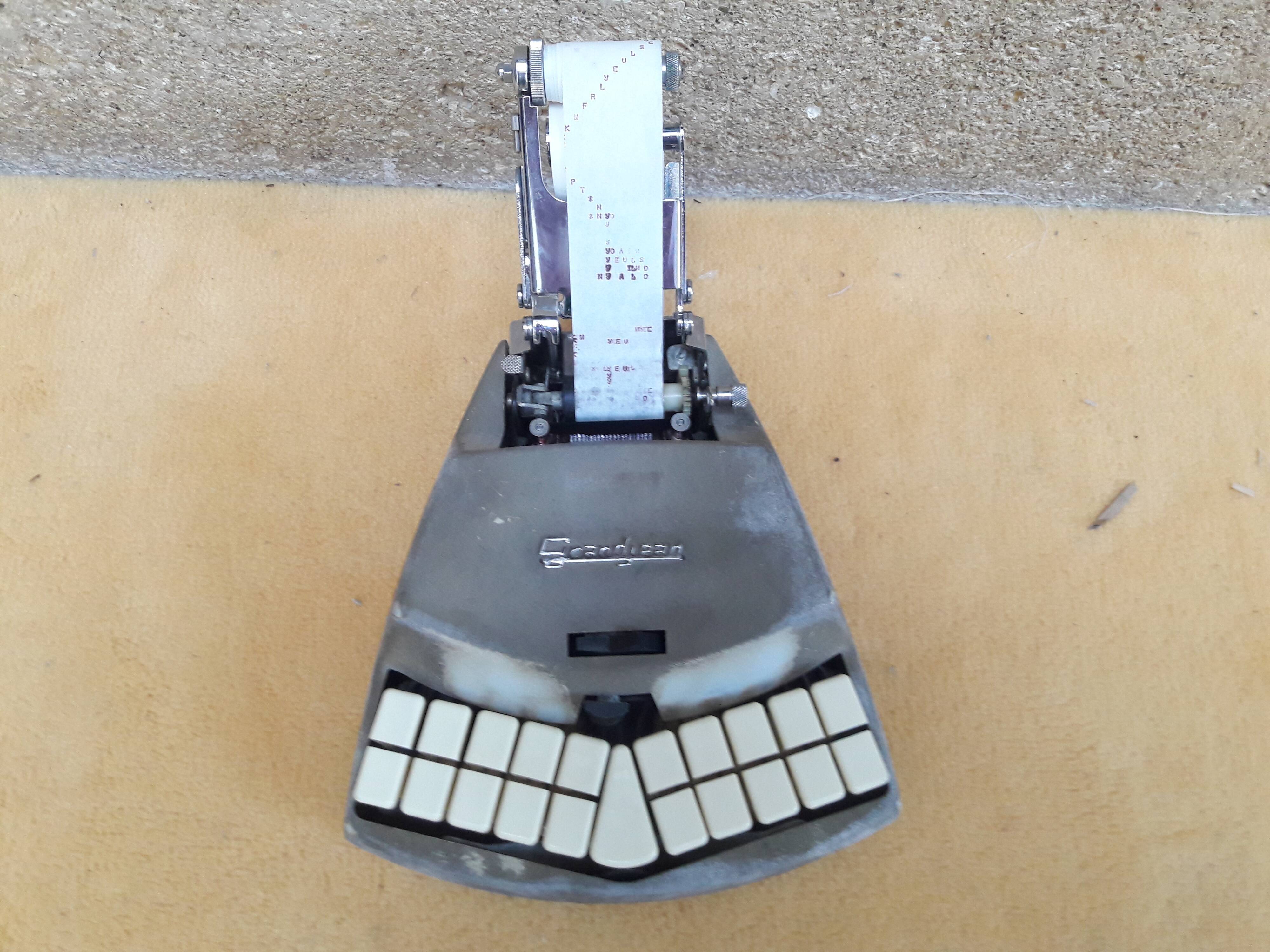 Old machine Steno GrandJean typing stenotype Stenographic