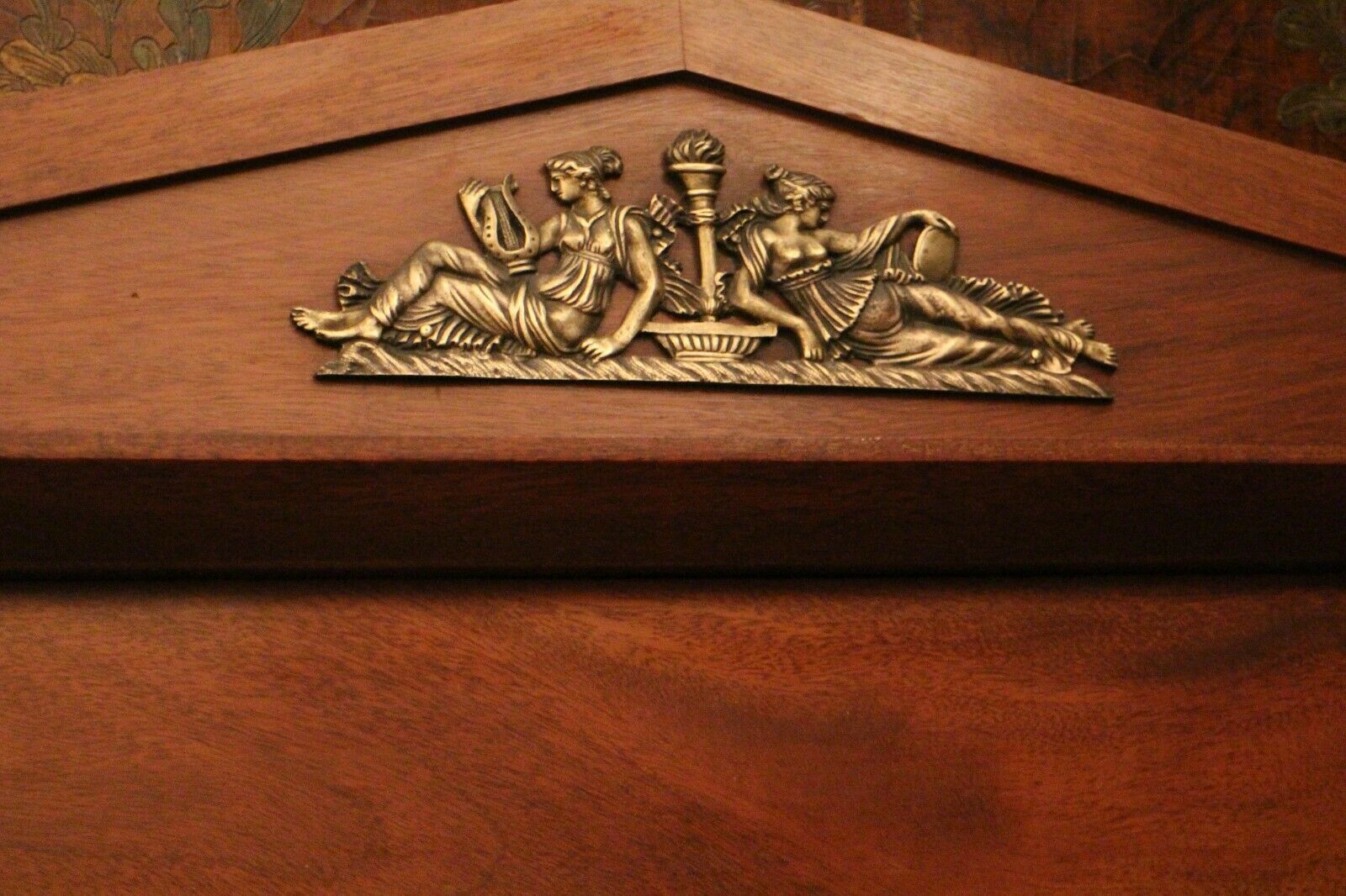 Mahogany pediment and half-column mirror and 118x91cm Empire-style bronze ornament