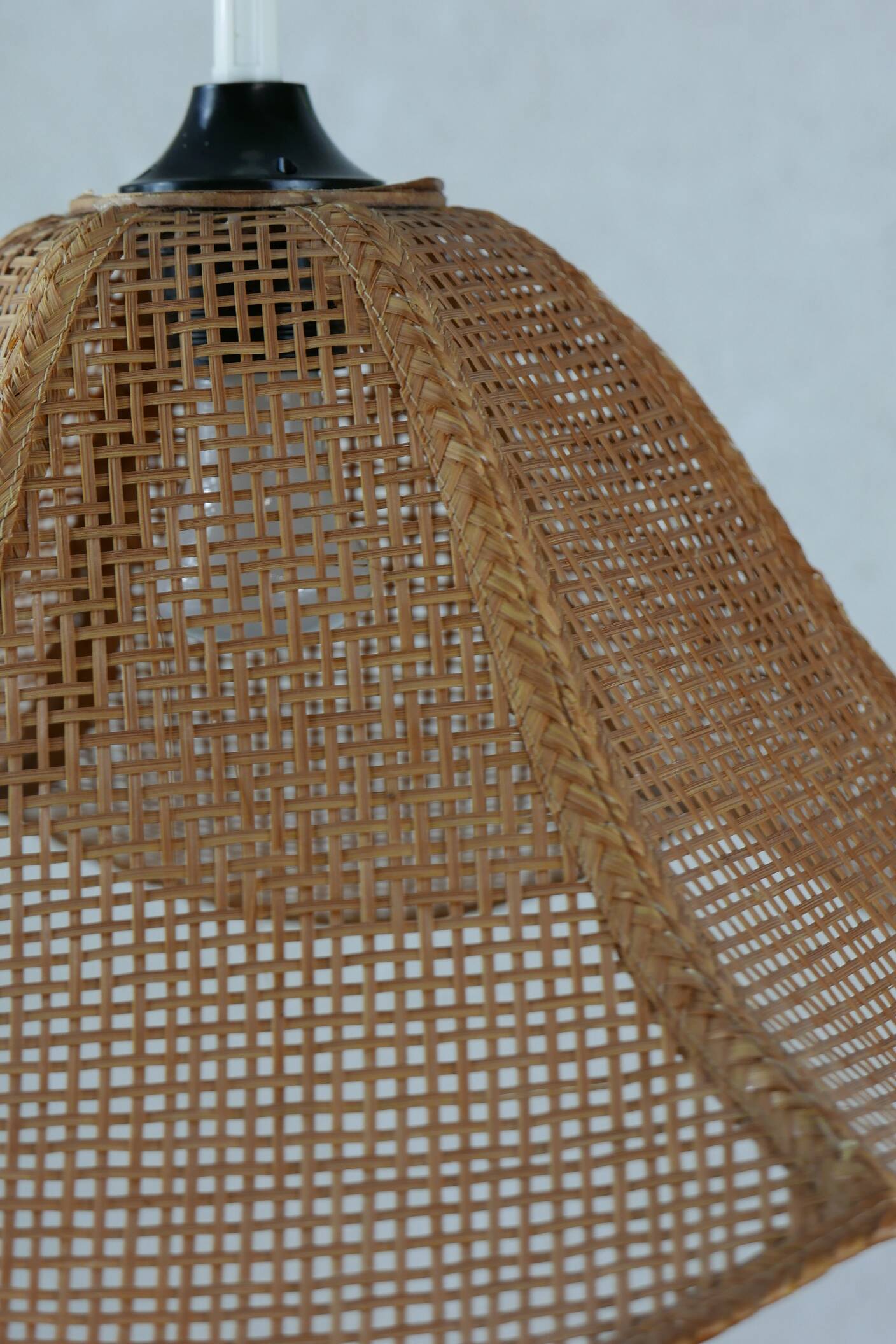 Rattan pendant light