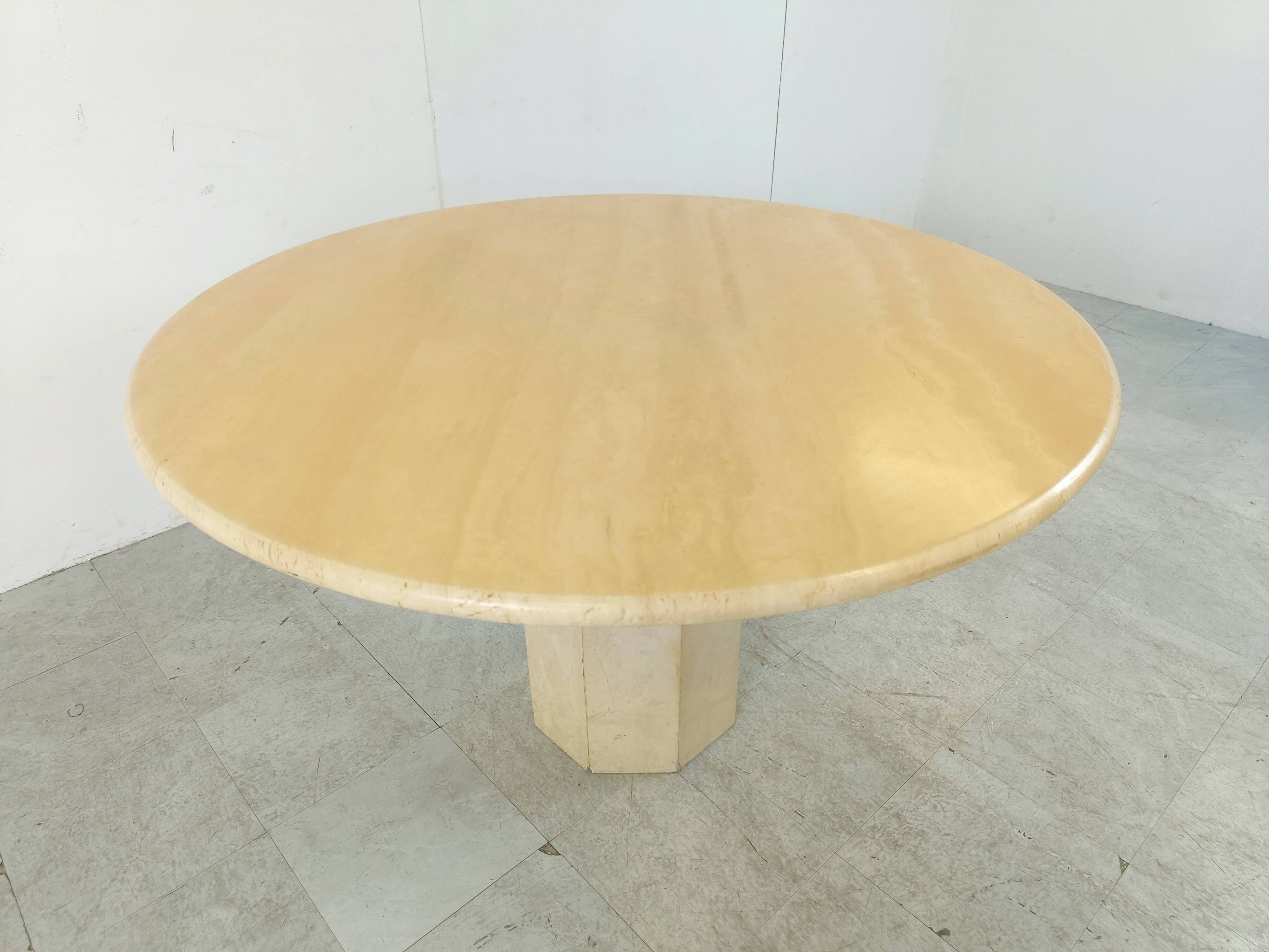 Round italian travertine dining table 1970s