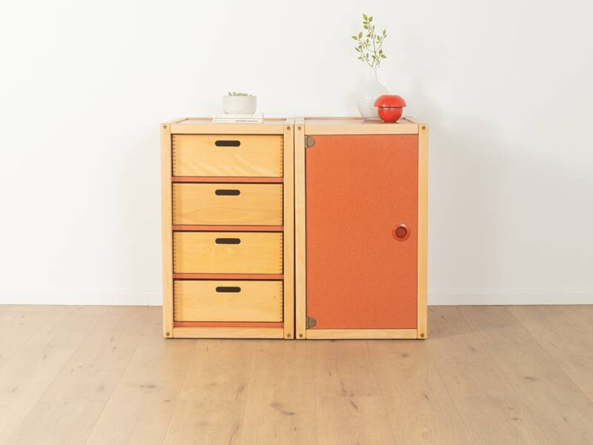Two-piece profile system by Flötotto from the 1970s