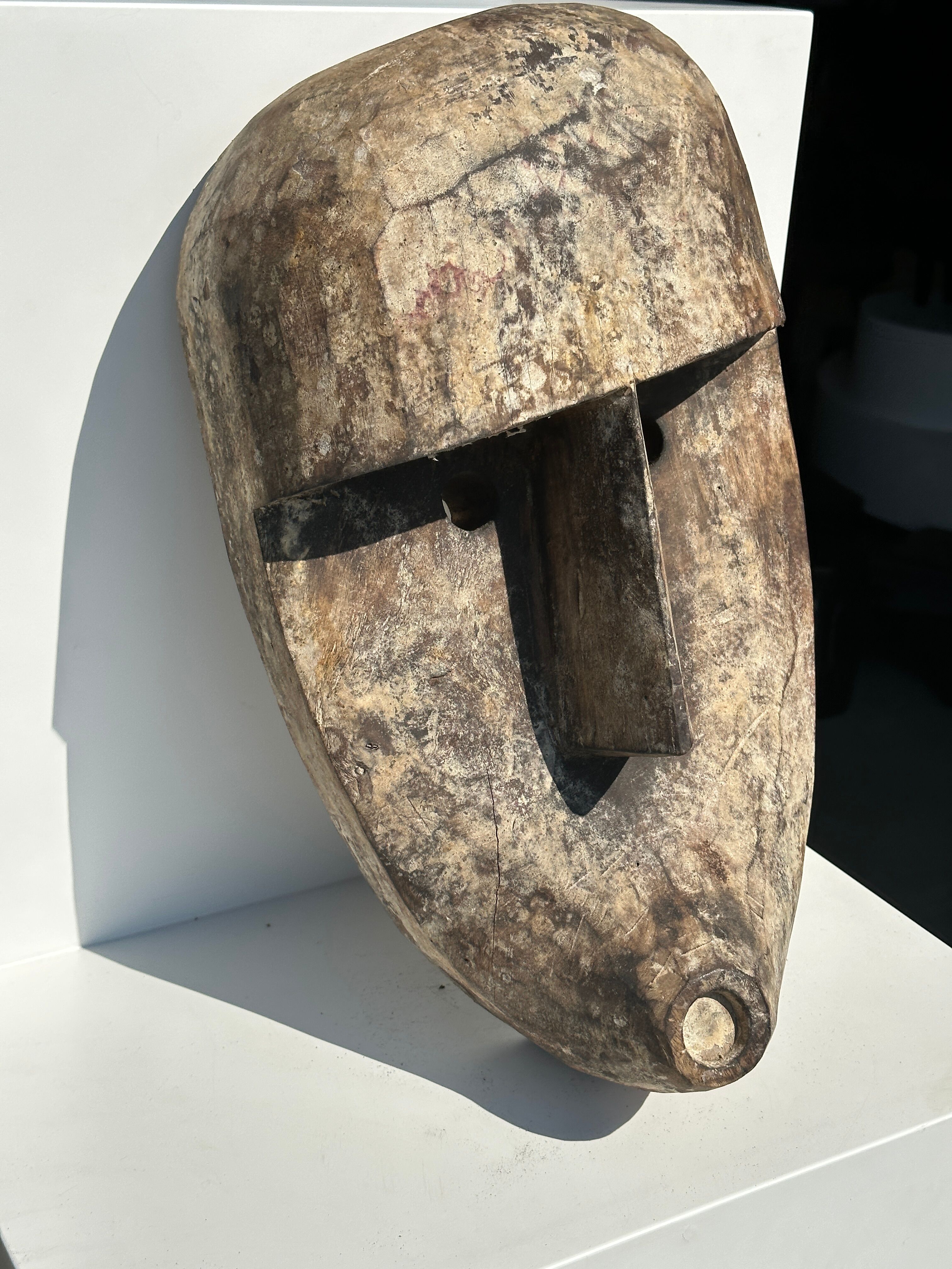 Large Timor mask in patinated wood H:50cm (2)