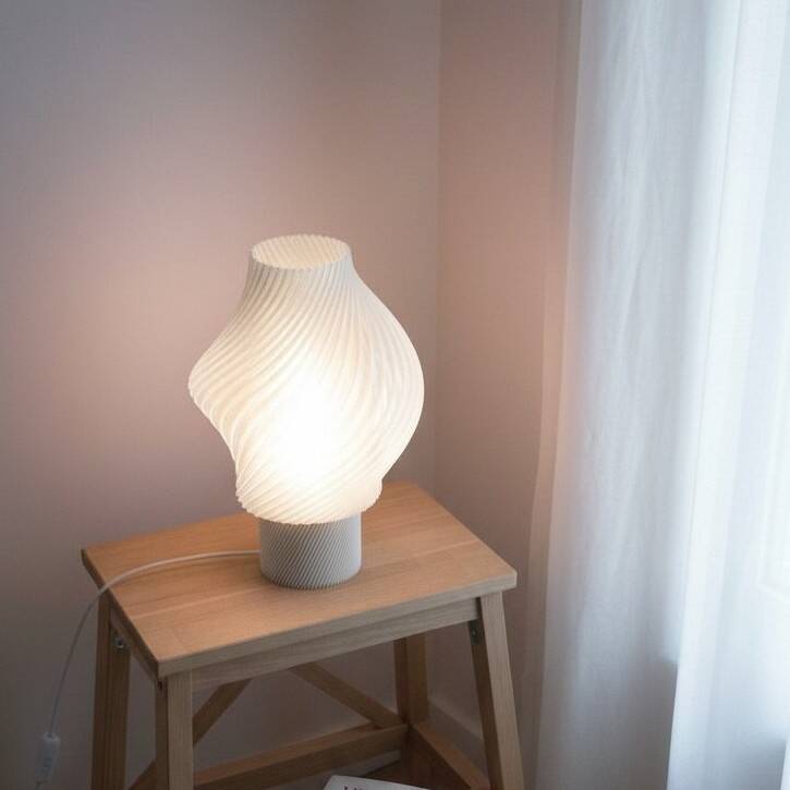 Sélio vanilla table lamp