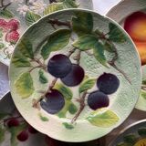 Barbotine dessert plates