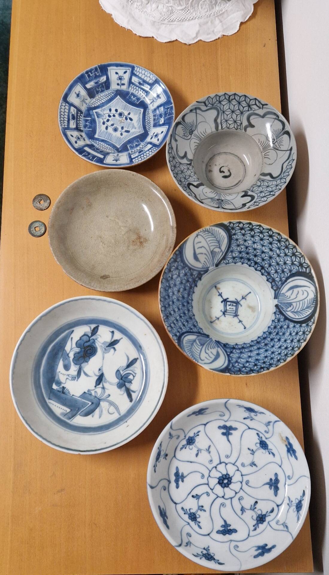 Vintage Vietnamese plates
