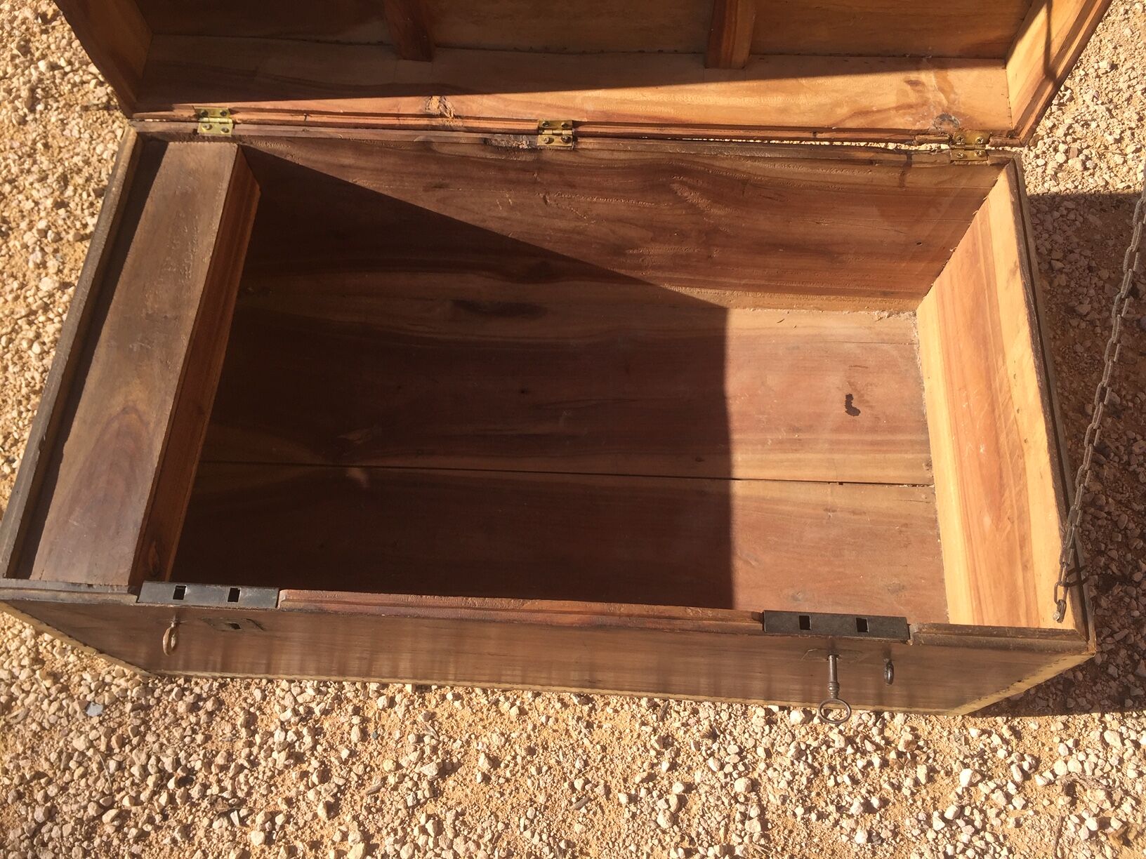 Trunk camphor and brass