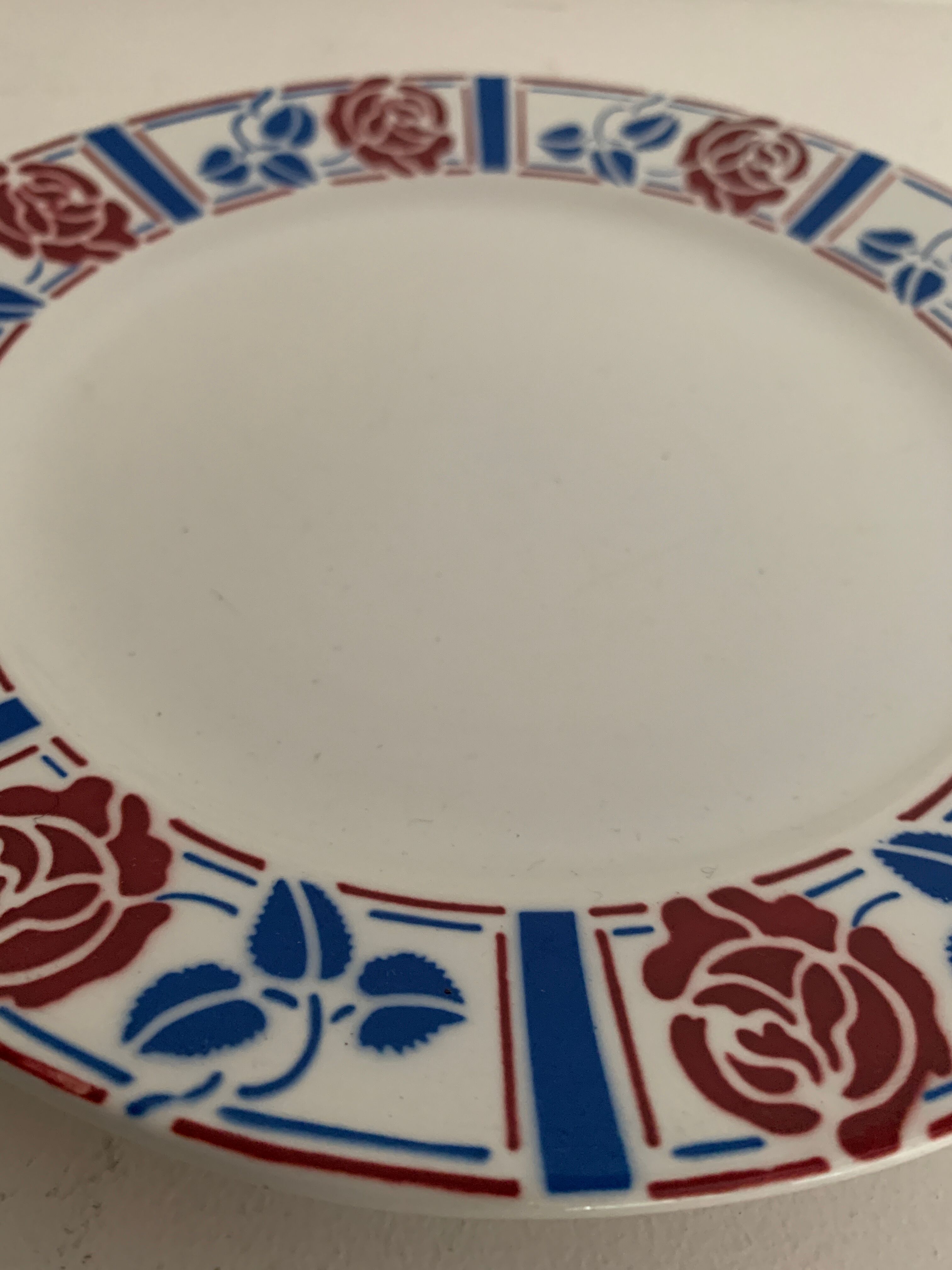 5 flat plates Sarreguemines, Tabarin model