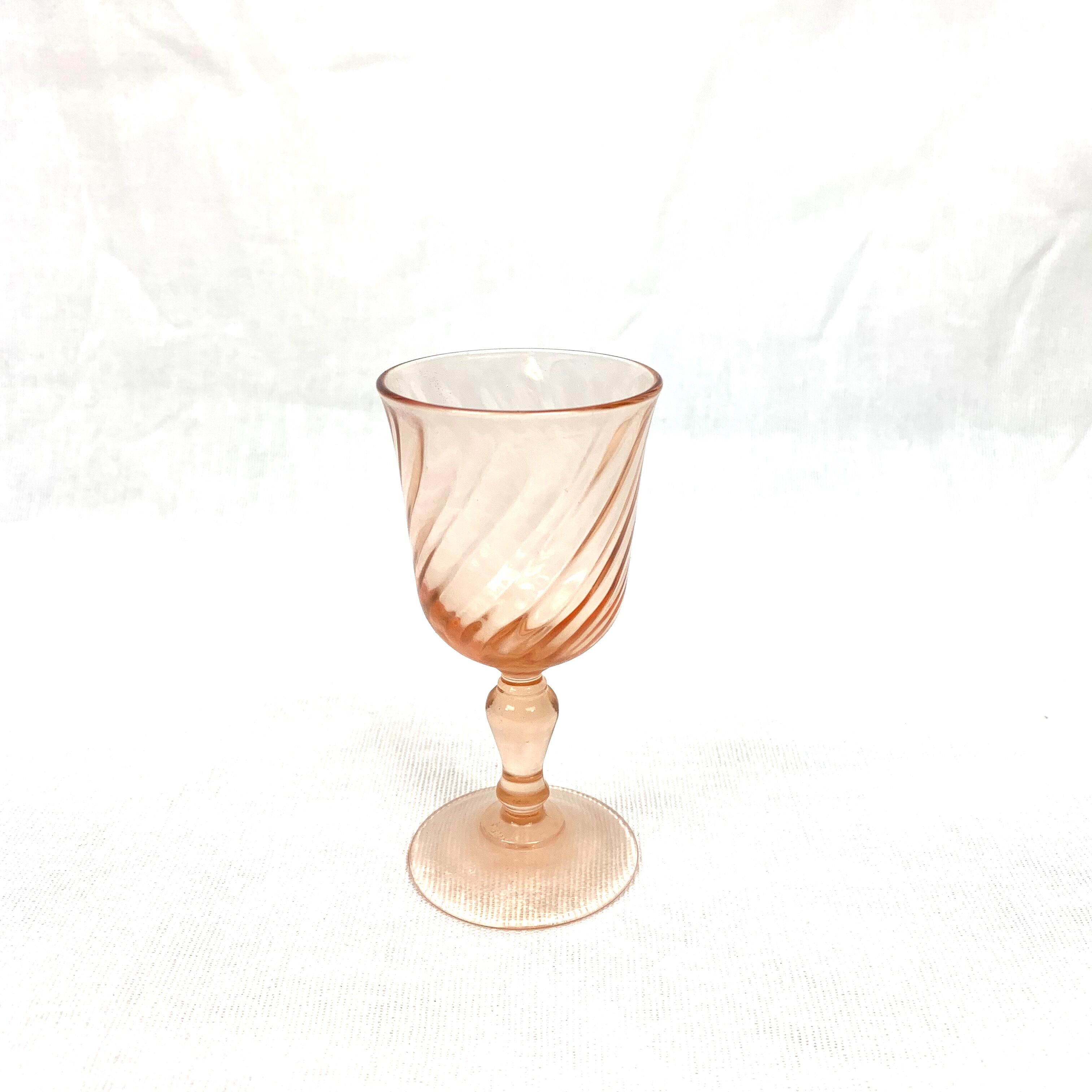 Lot of 6 shot glasses Rosaline Arcoroc walk