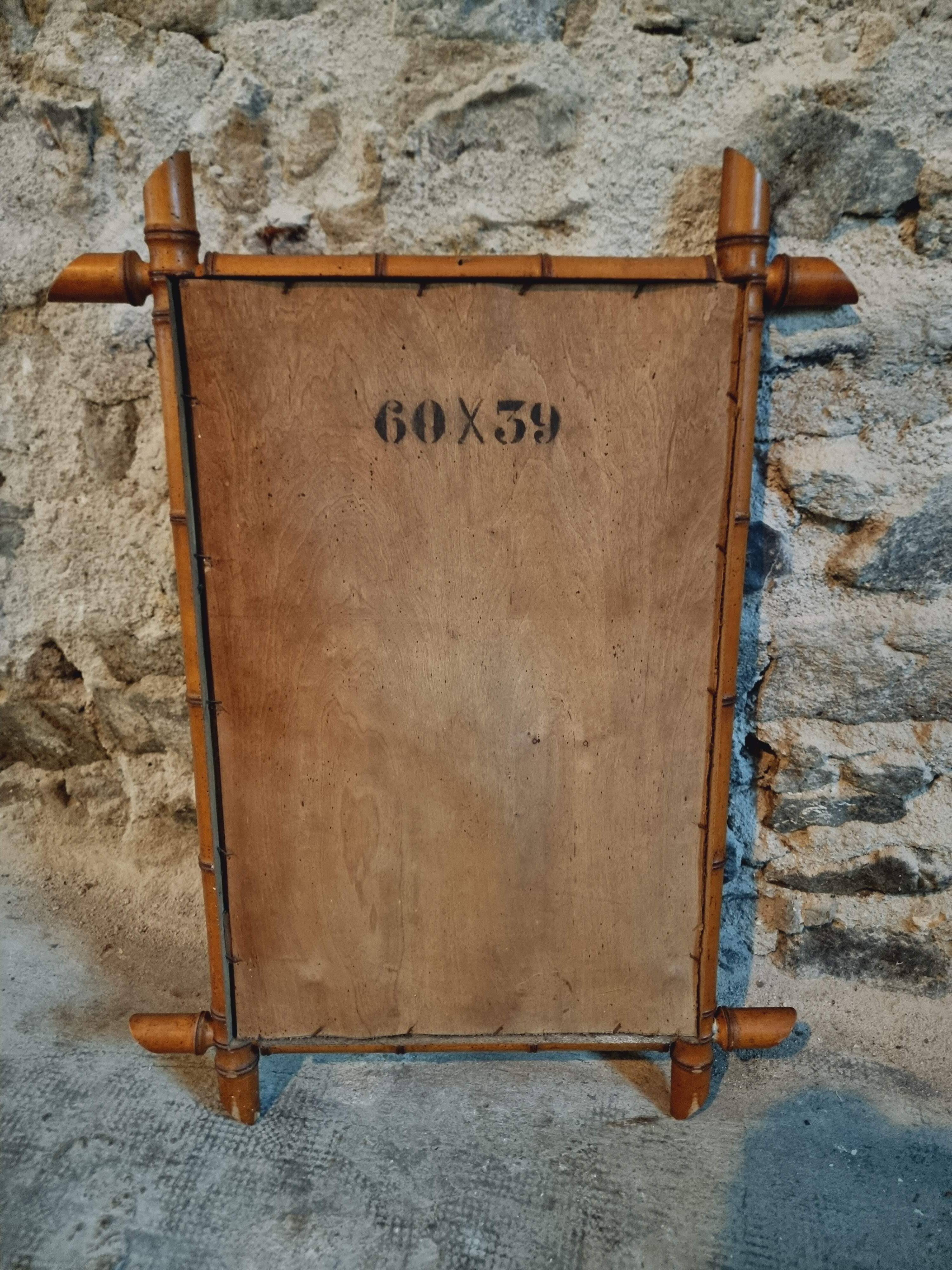 Miroir Ancien en Faux Bambou – France, XXe Siècle