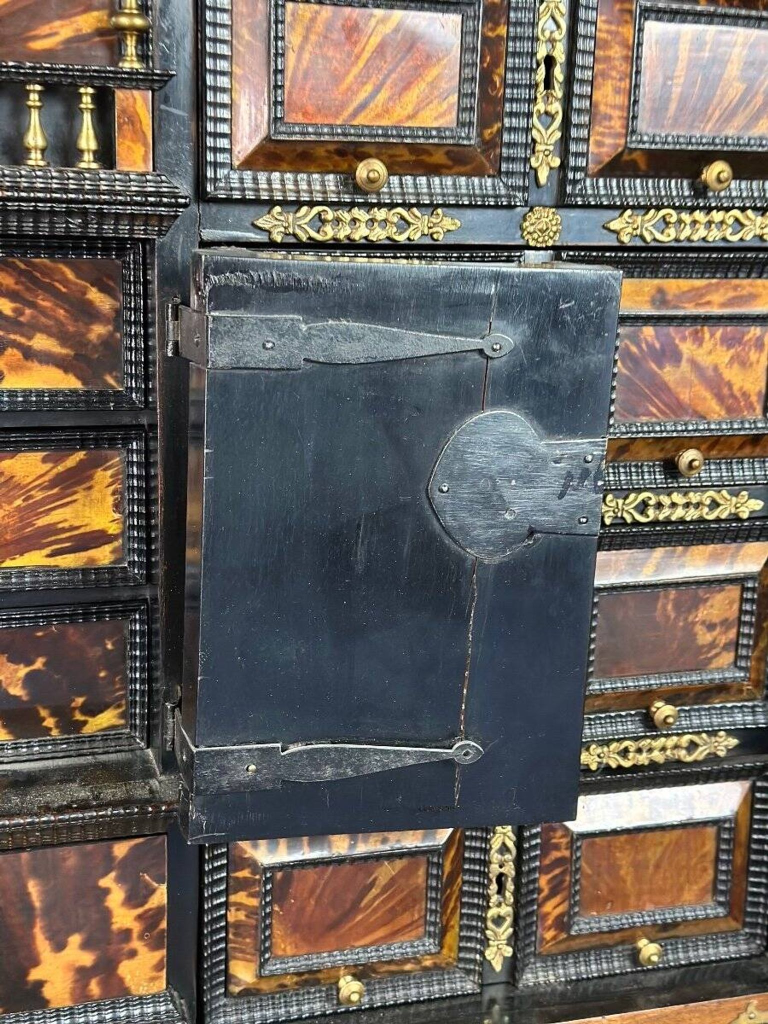 Cabinet in blackened wood and blond tortoiseshell, Italy, late 17th century