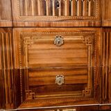 Commode Louis XVI en marqueterie de bois de placage XIX siècle