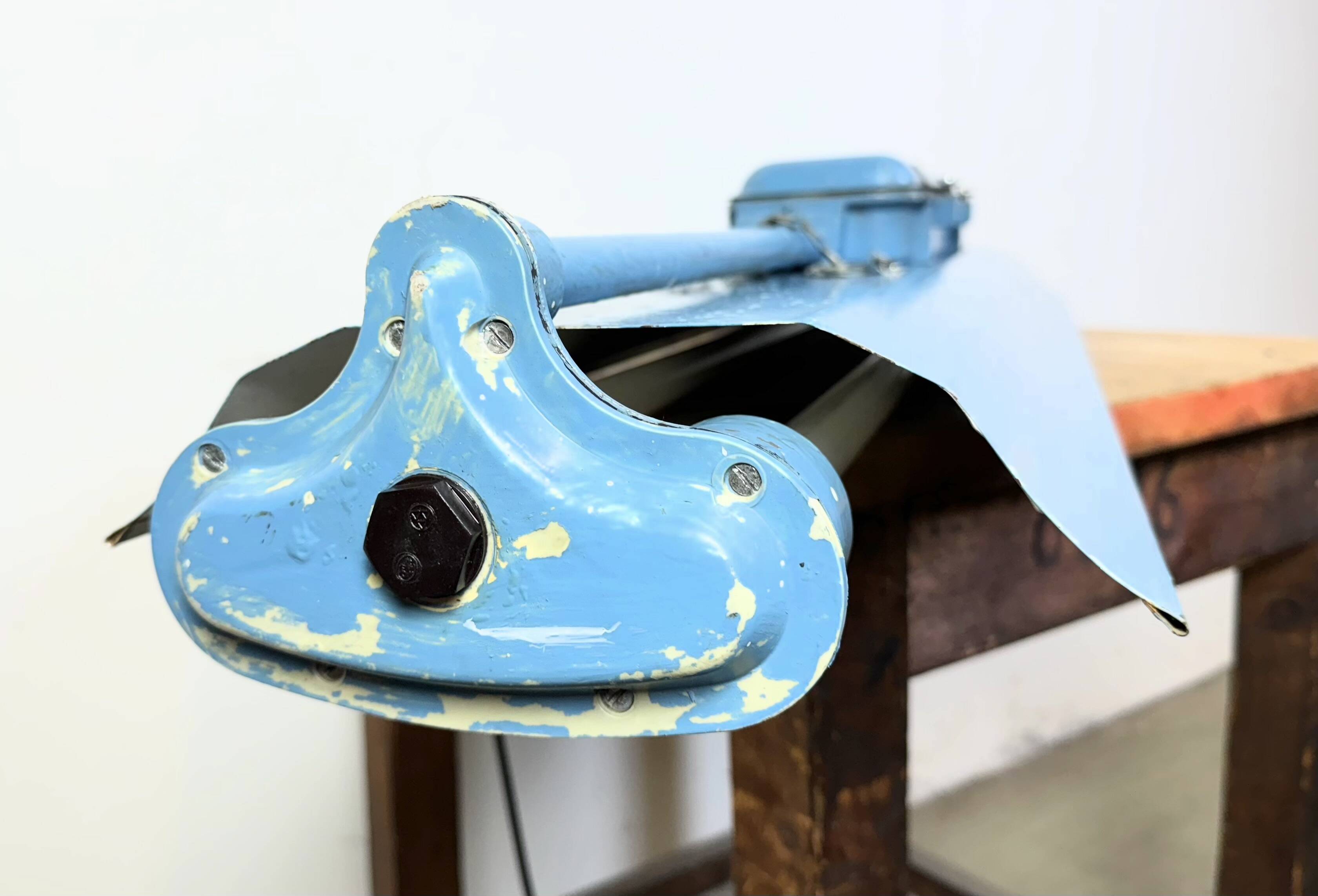 Lampe tube suspendue industrielle bleue de polam gdansk, 1970s