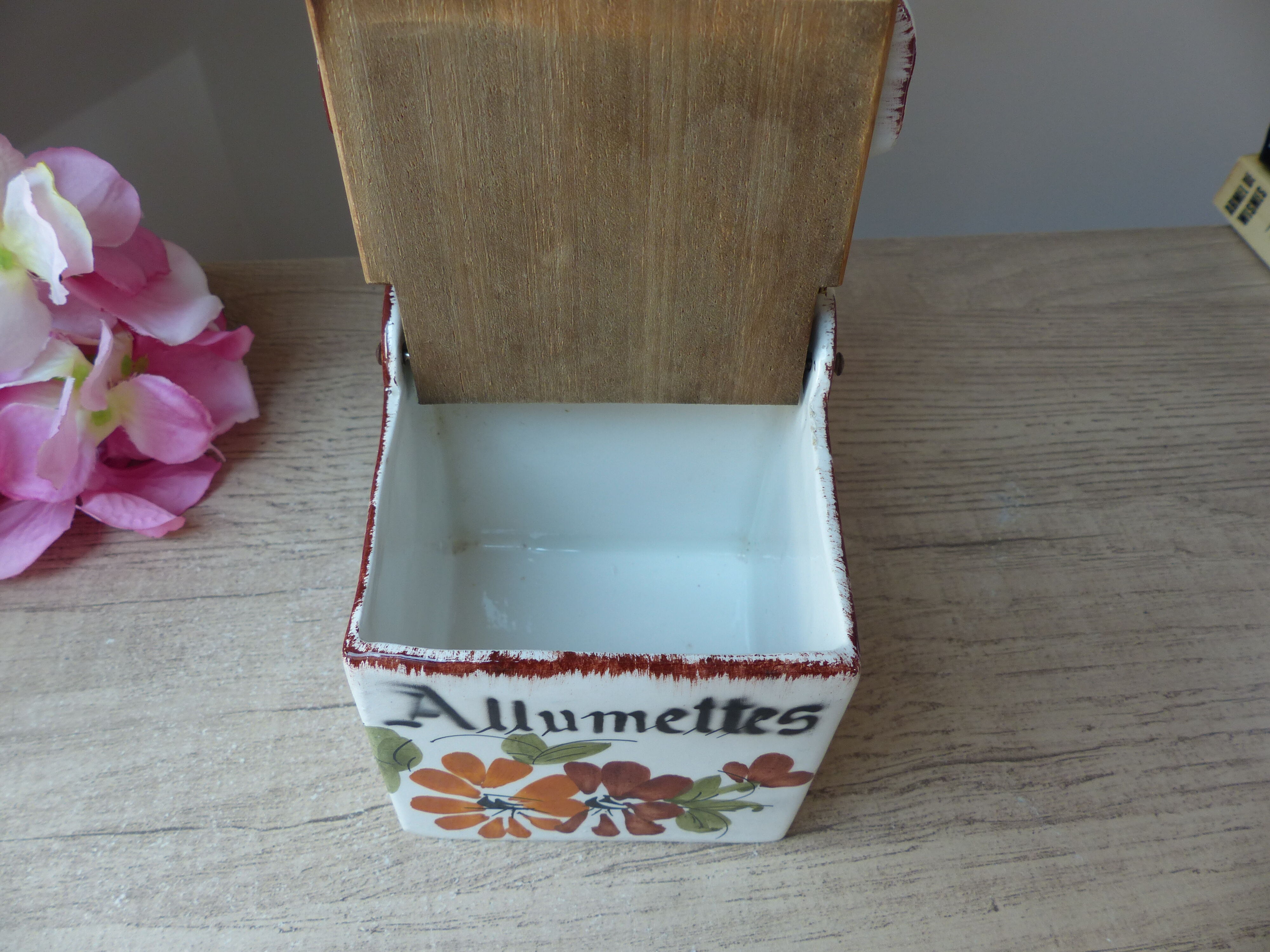 Old Ceramic Matchbox Italy