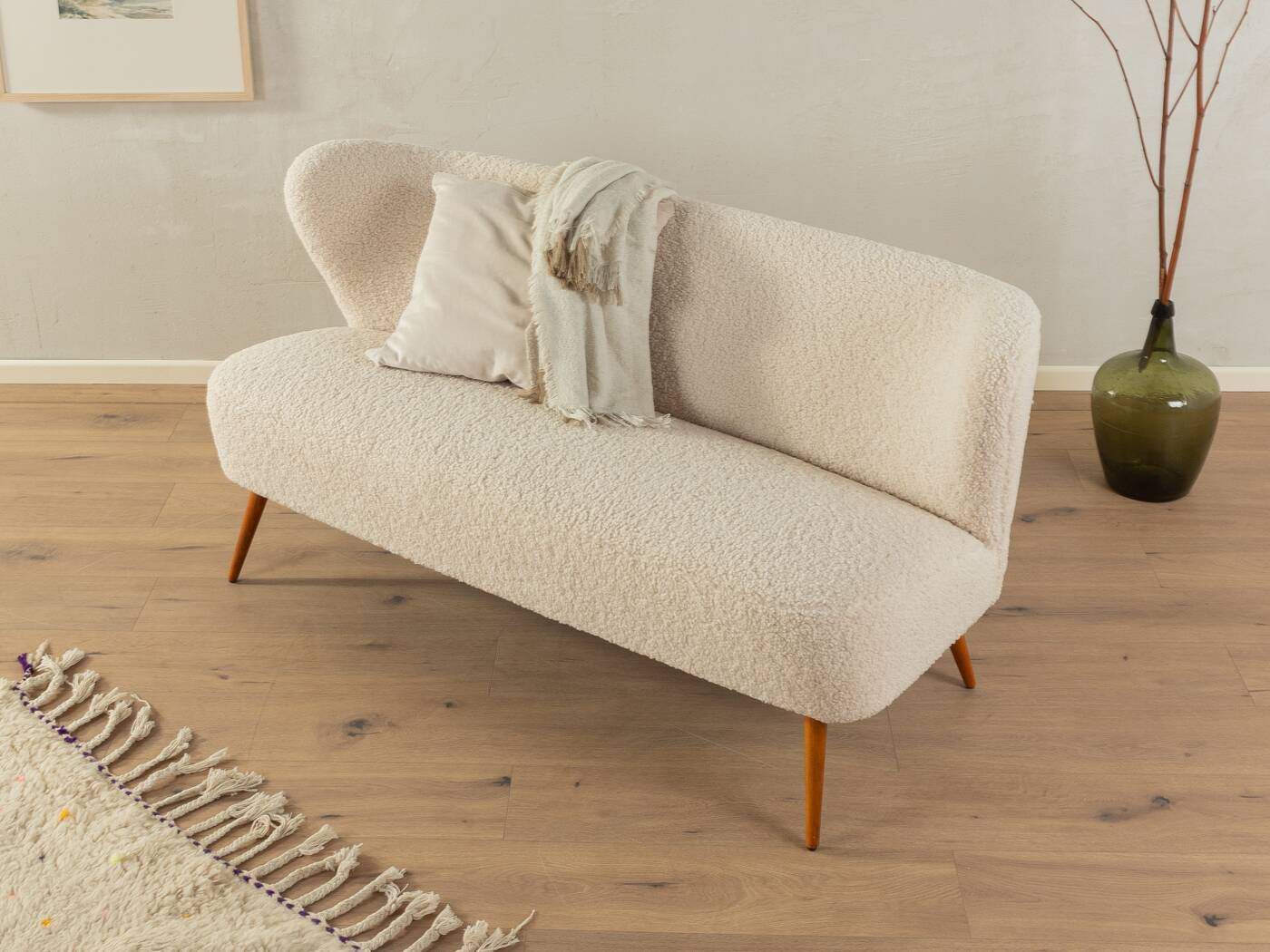 Vintage Cocktail Sofa in Teddy-Fabric