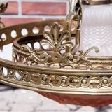 Grand lustre en laiton, Europe occidentale, milieu du XXe siècle.