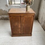 Oak trading post in early XXth century