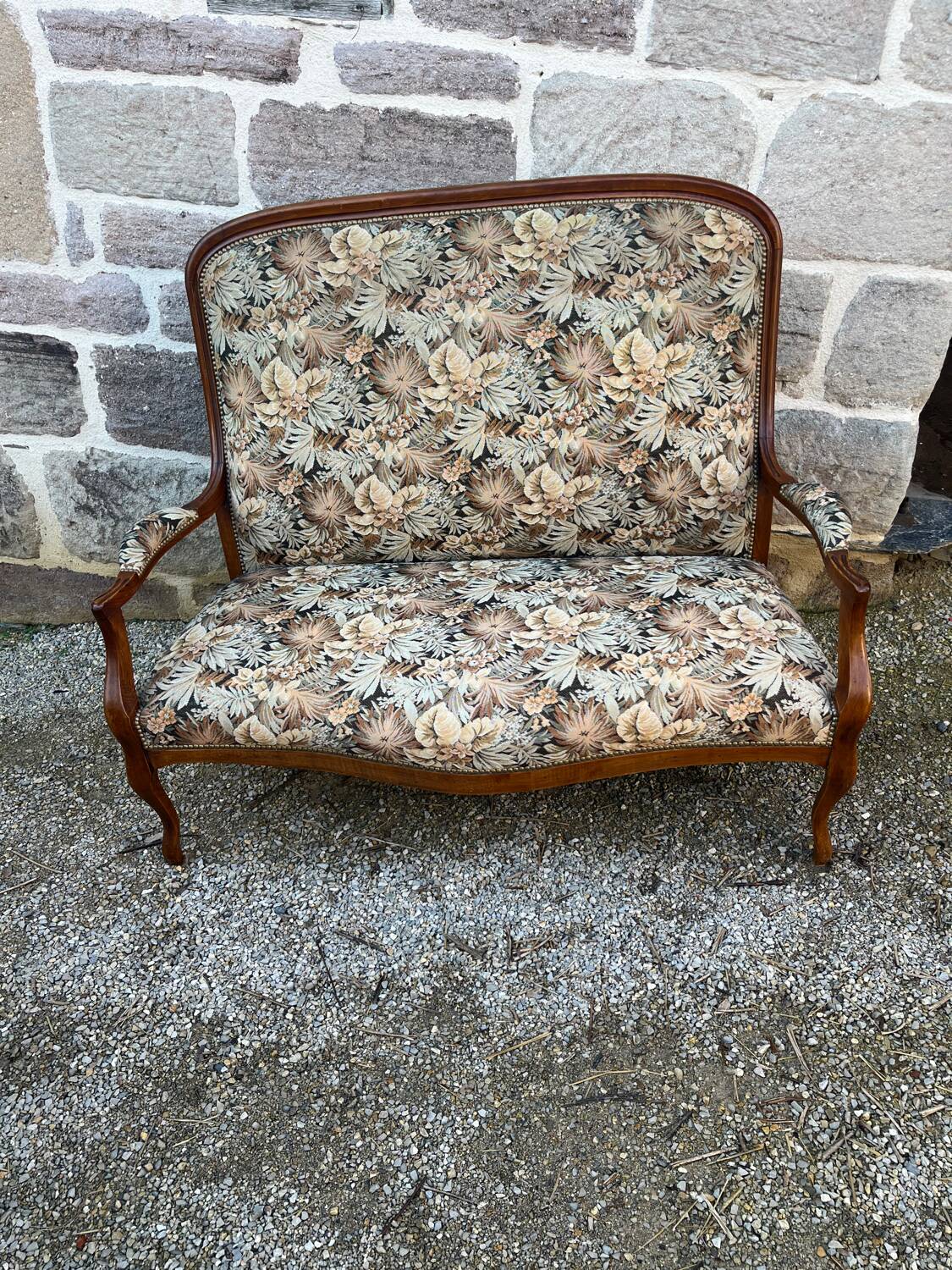 Louis XV style bench