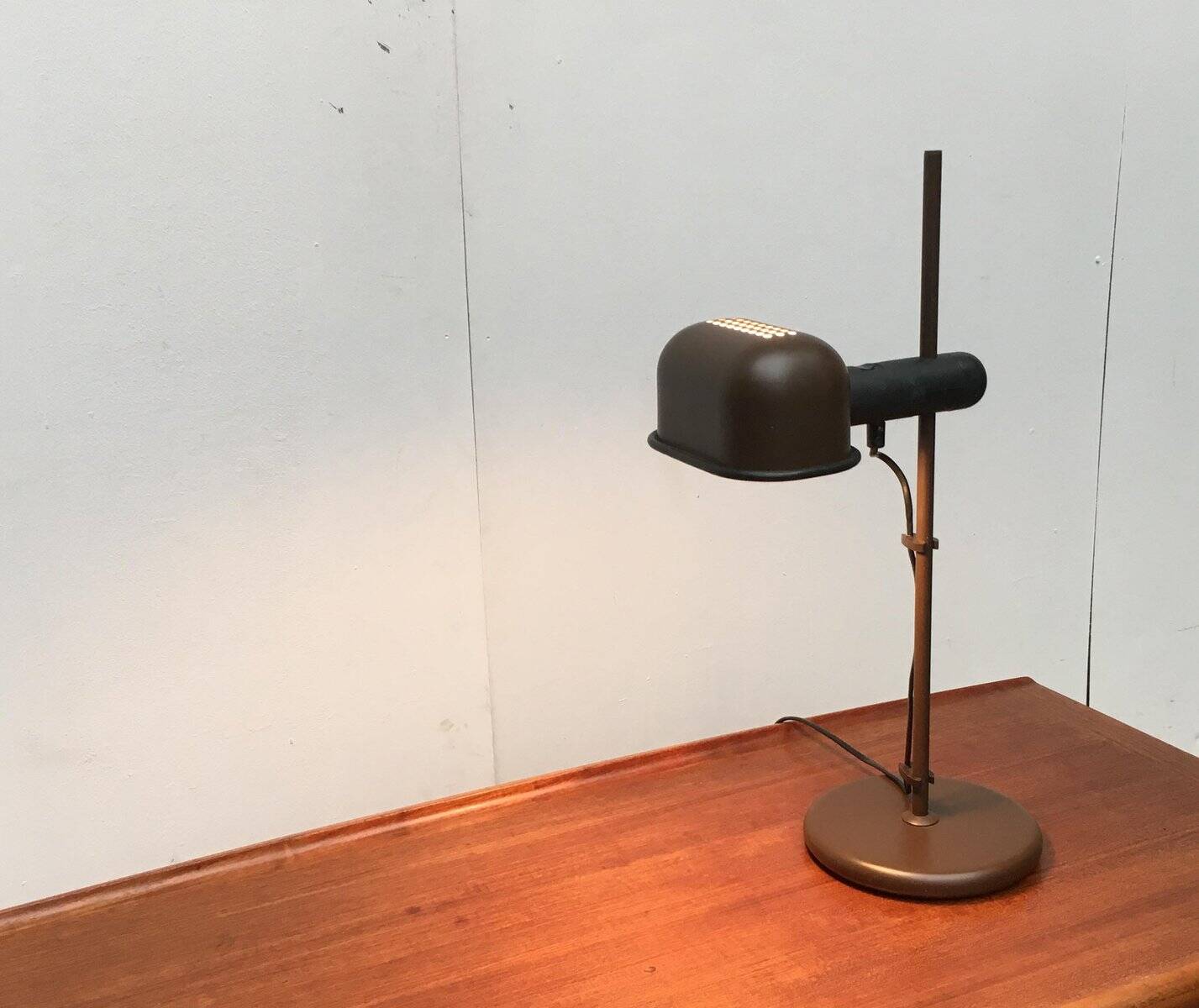 Vintage Space Age table lamp