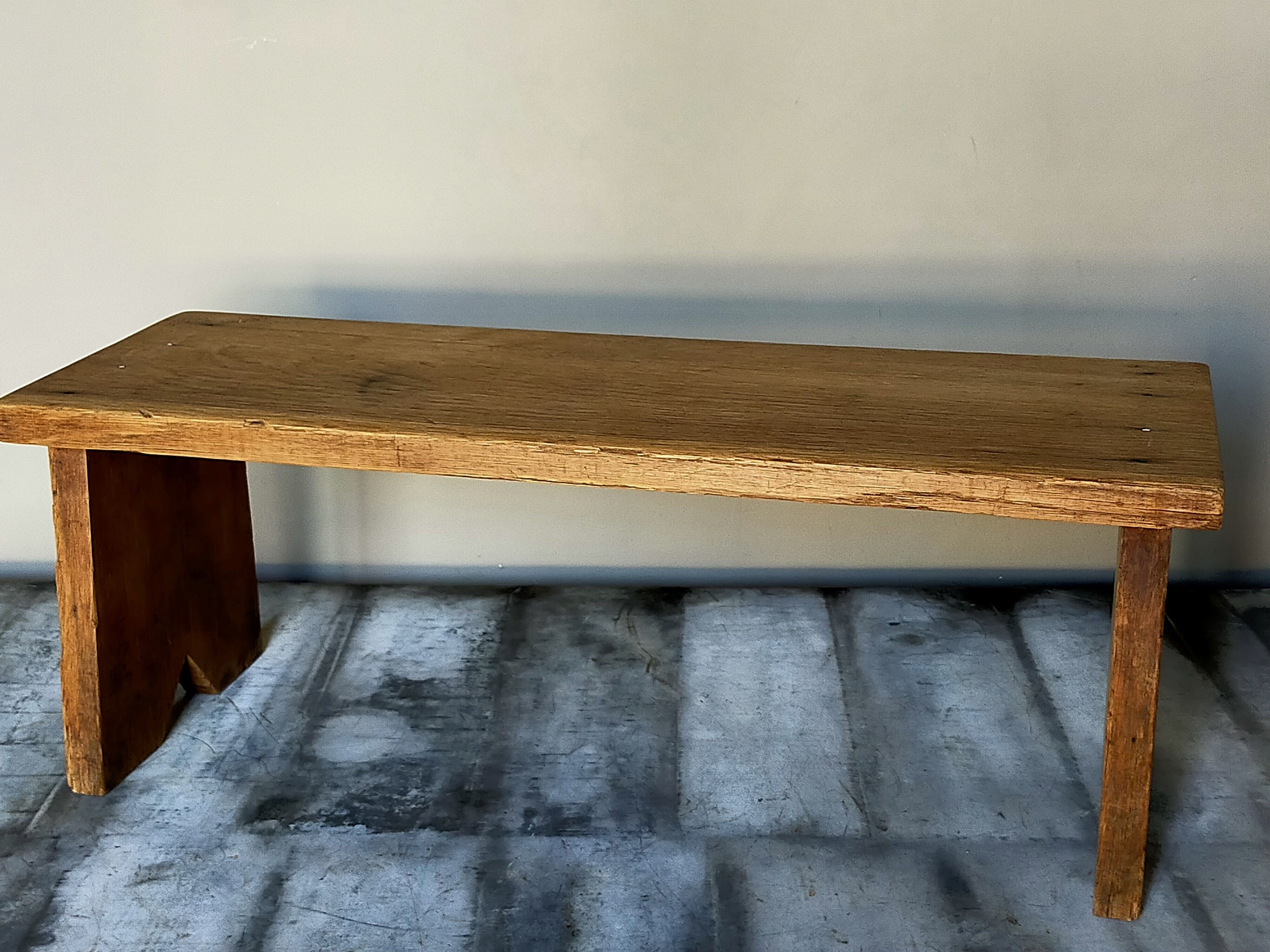 Booster bench Reconstruction in raw solid oak
