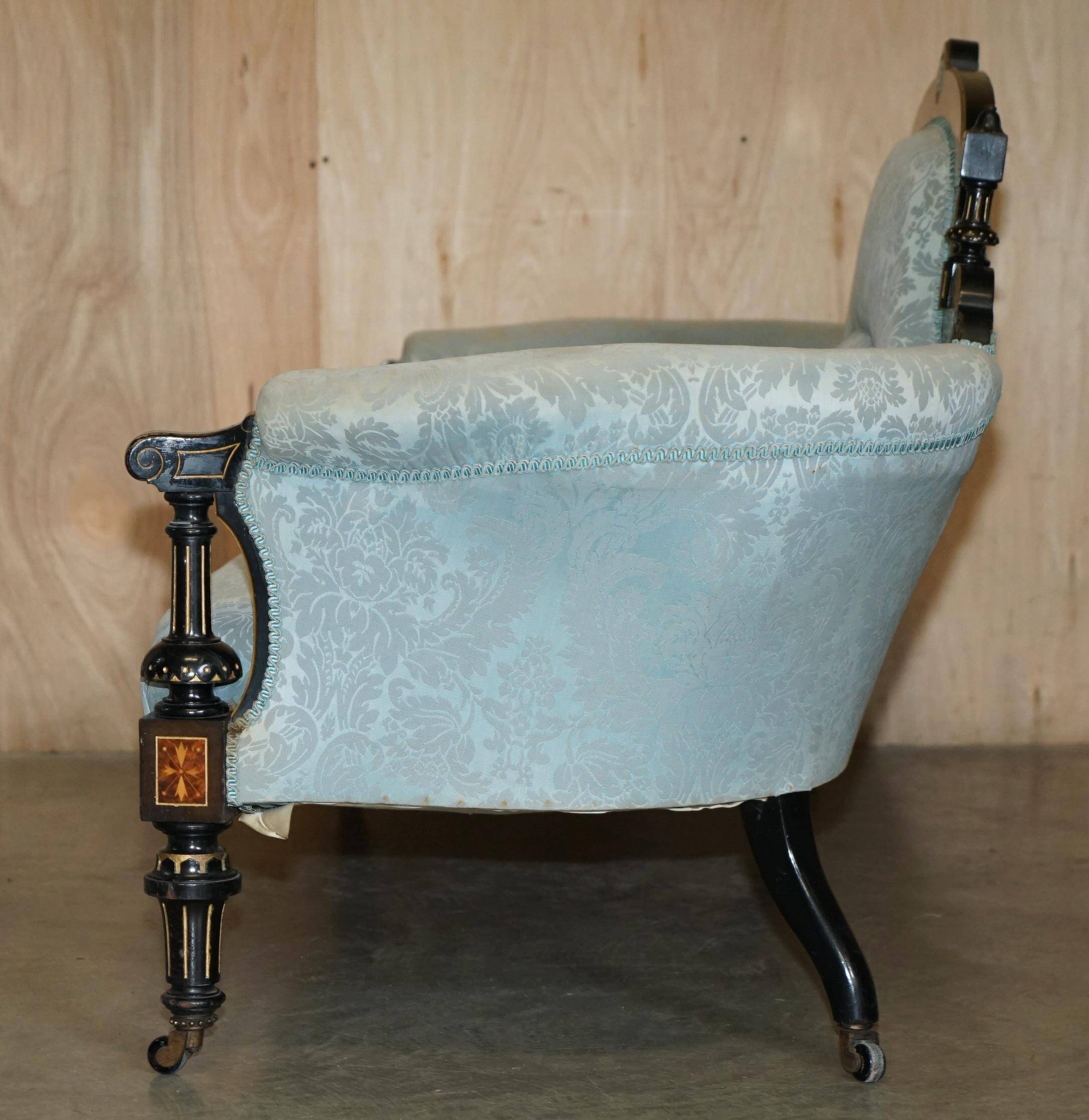 Sofa en noyer marin et ébène avec plaque Grand Tour