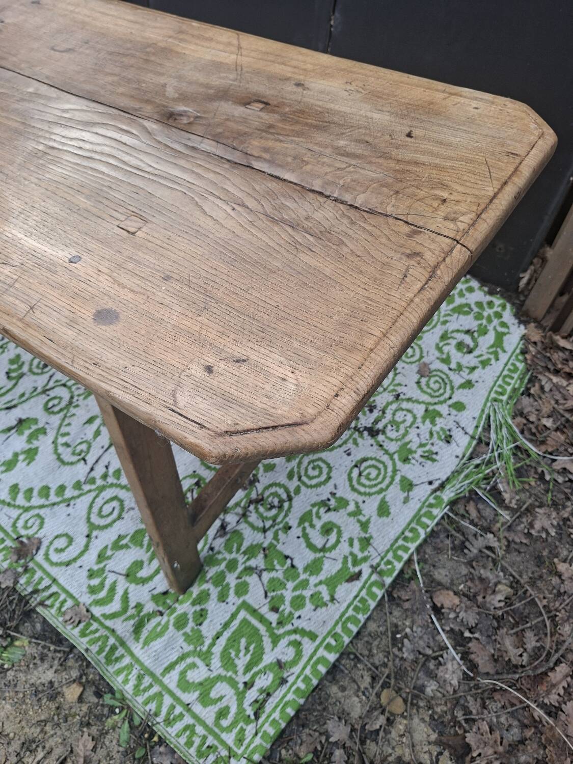 Grande table à manger