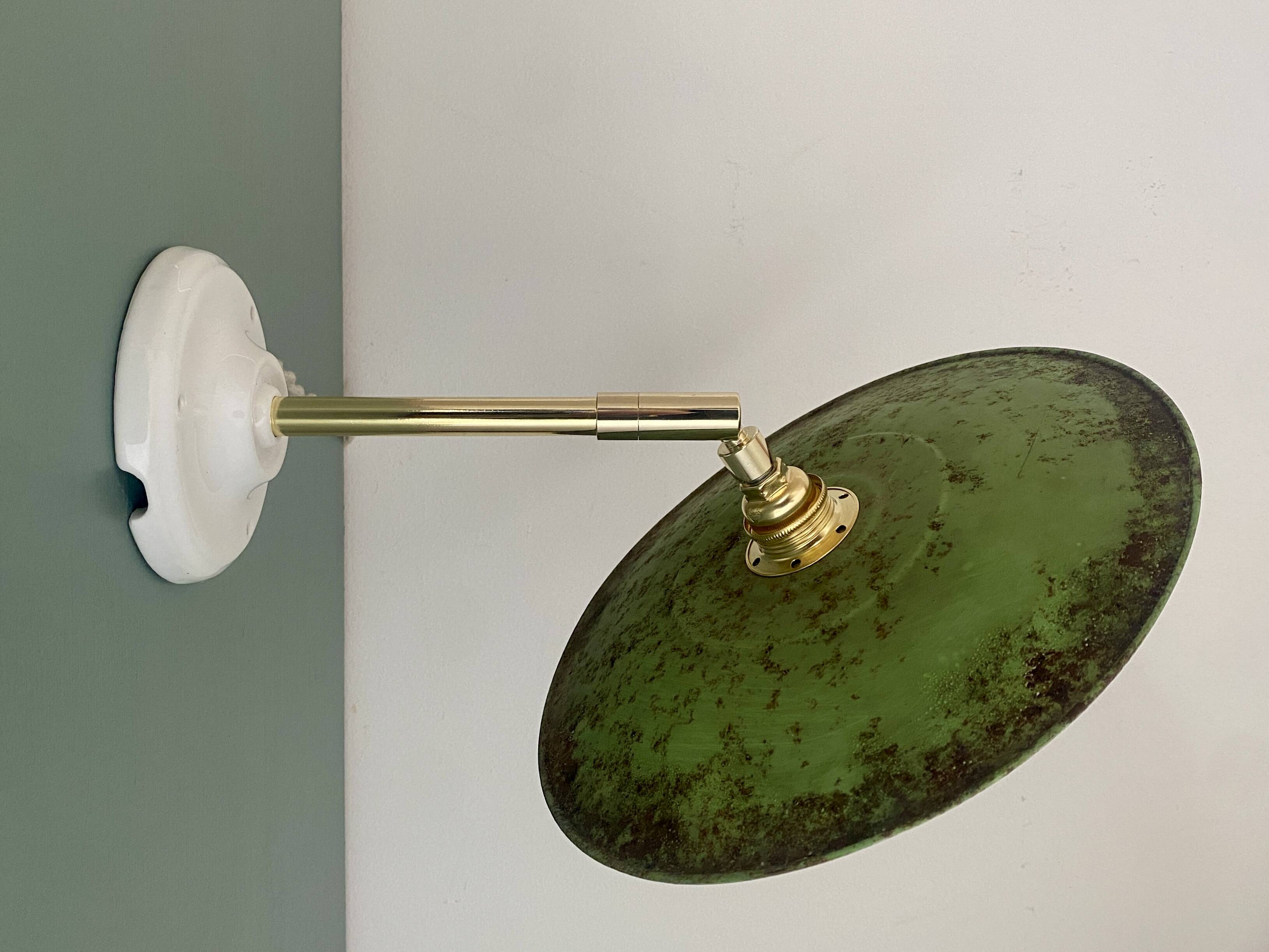 Vintage green enamelled sheet metal wall lamp shade - 2 -