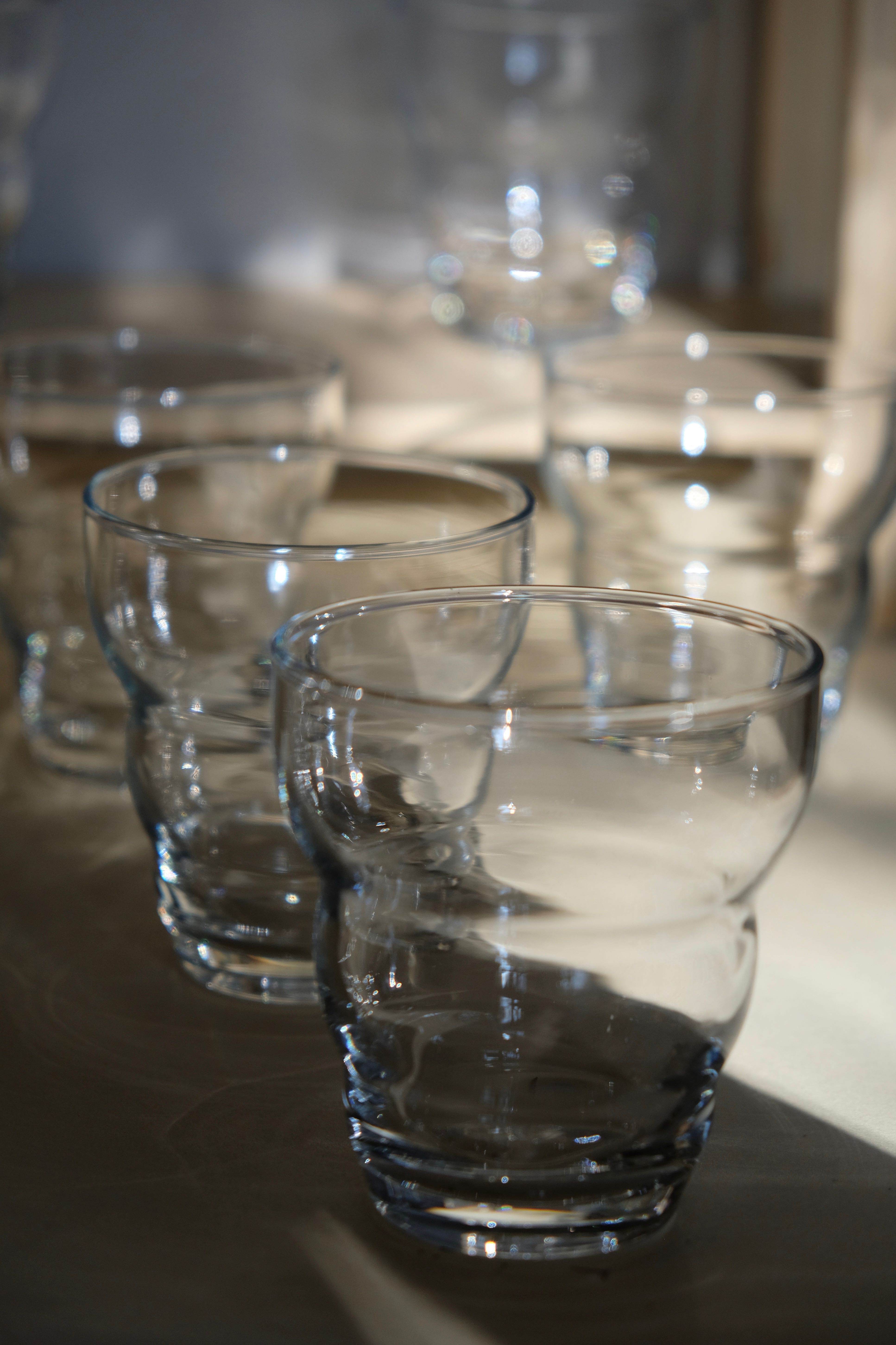 Ensemble de 12 verres à eau gobelets anciens soufflés bouche