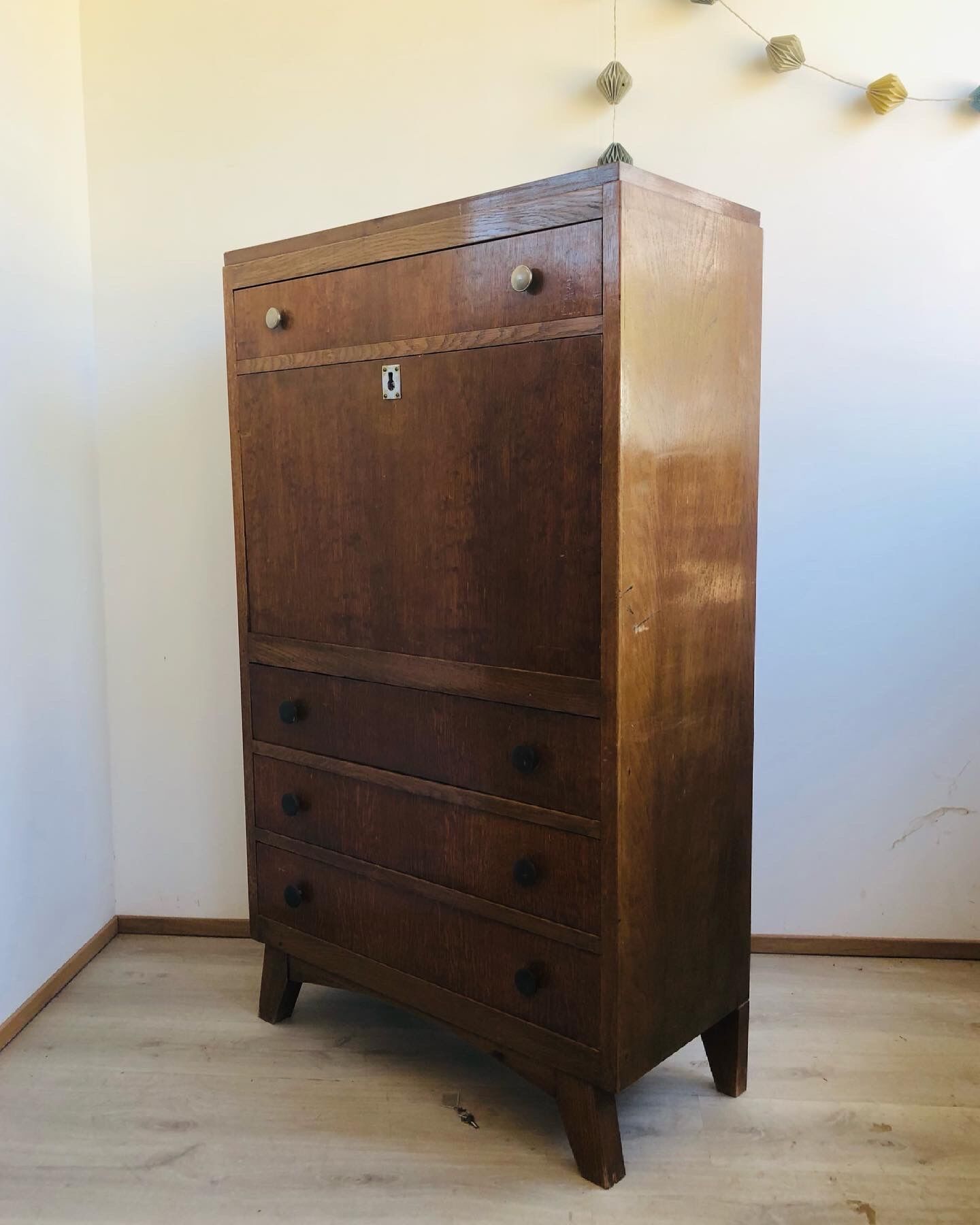 Surprising administrative secretary 50s in his patina