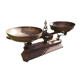 Balance type "ROBERVAL".