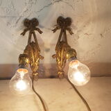 Paire d'appliques murales en bronze