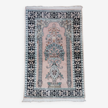 Tapis de soie mihrab noué à la main du mihrab du Cachemire