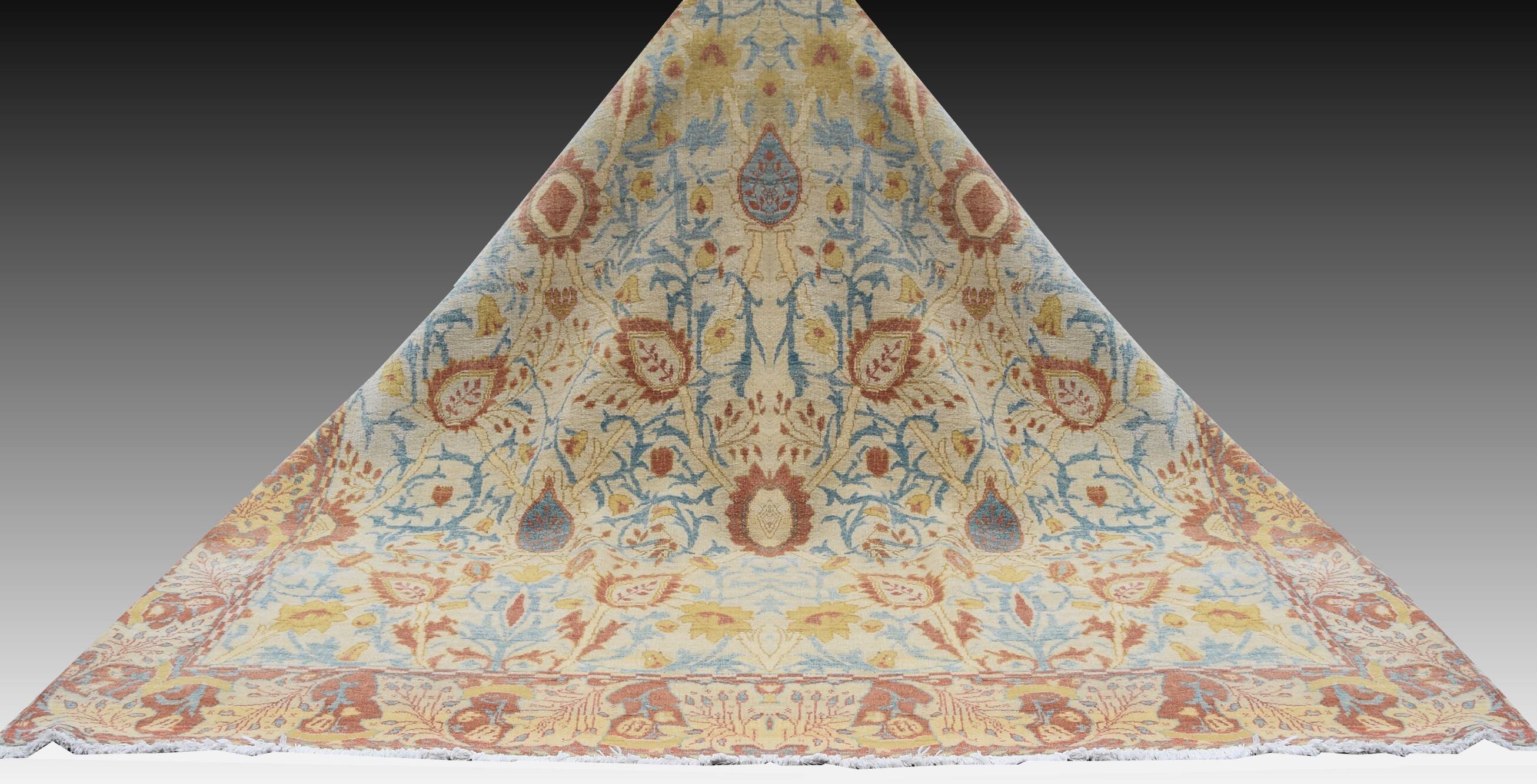 Oriental rug Iran Sultanabad: 3.00 x 2.94 Meters - Unusual square..