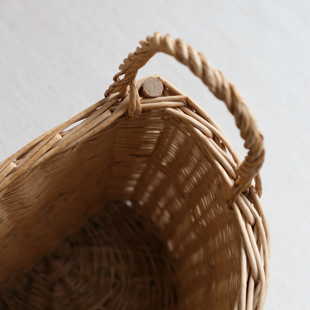 Storage basket