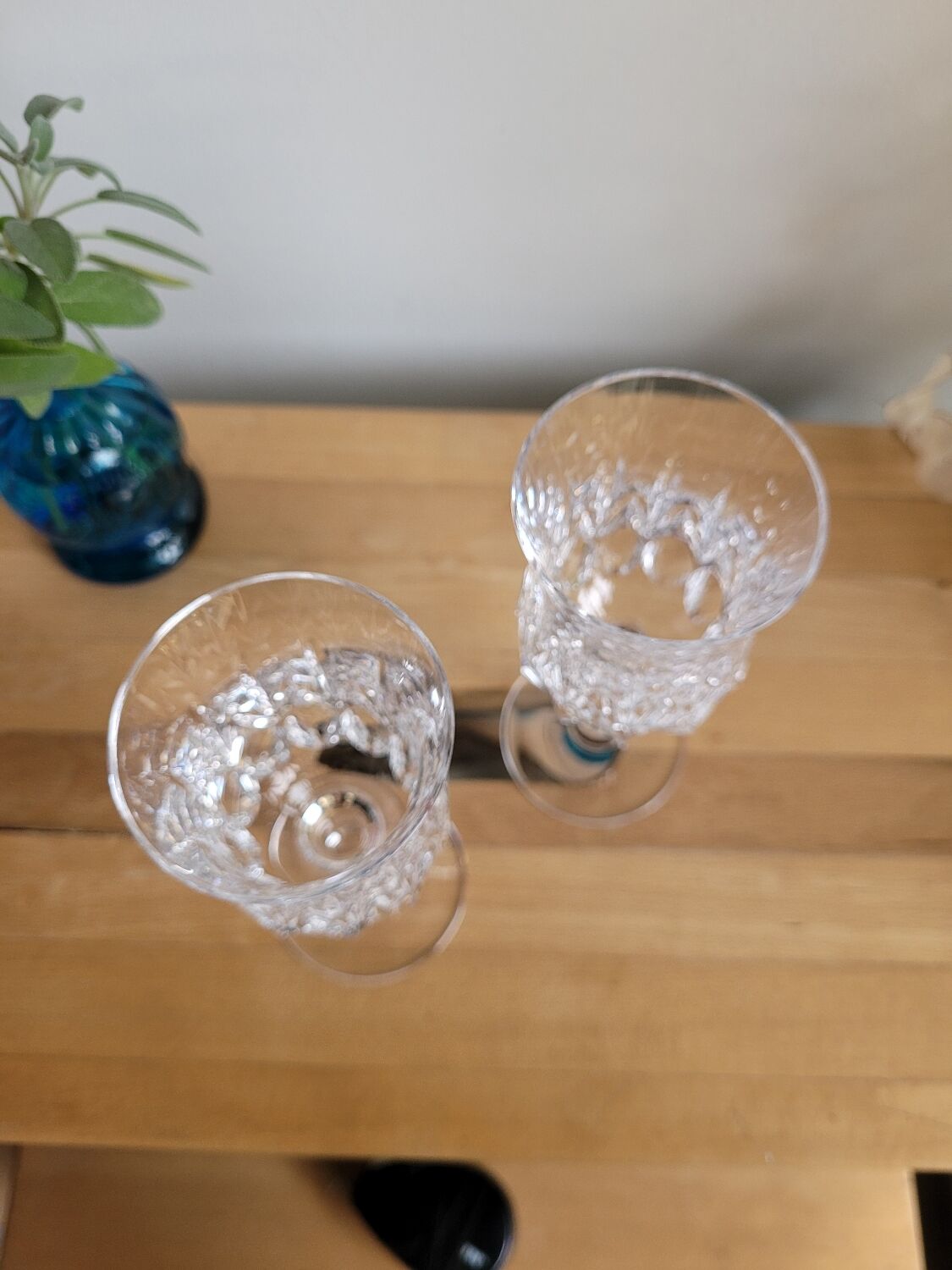 Duo of crystal glasses