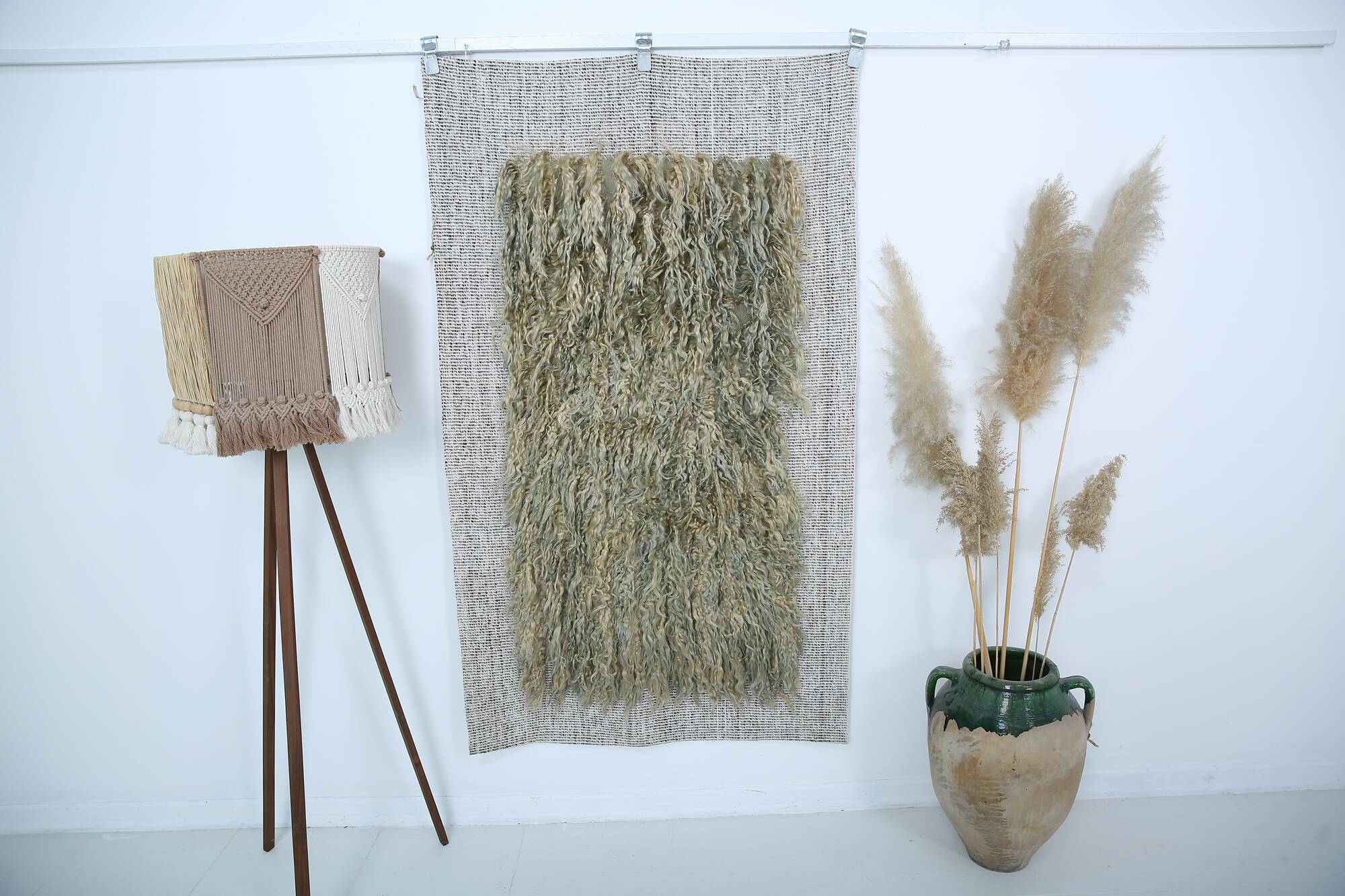 Handmade Turkish Vintage Wall Rug, 104x175Cm