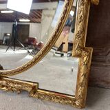 Louis XVI mirror with parecloses