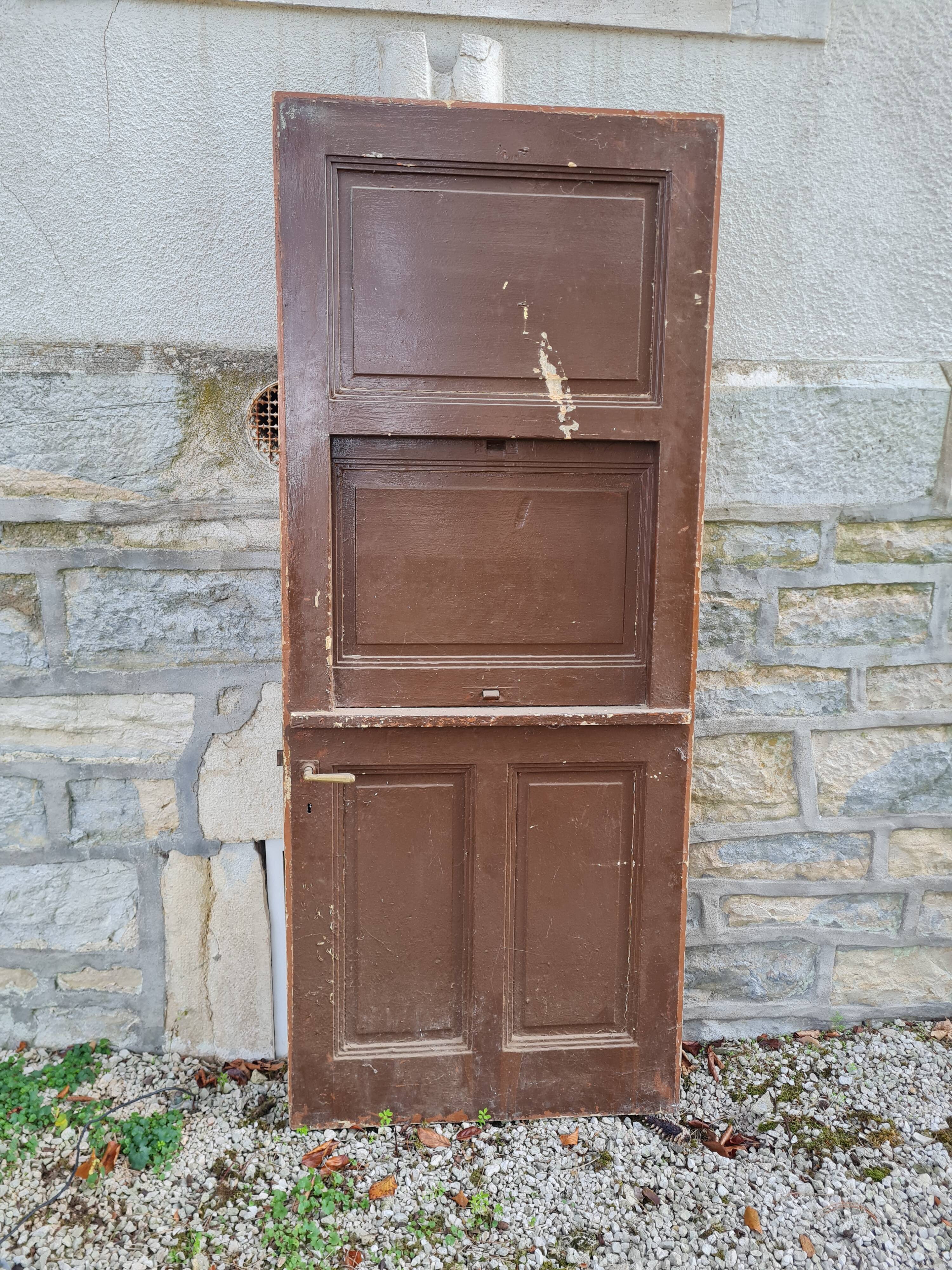 Old flat pass door