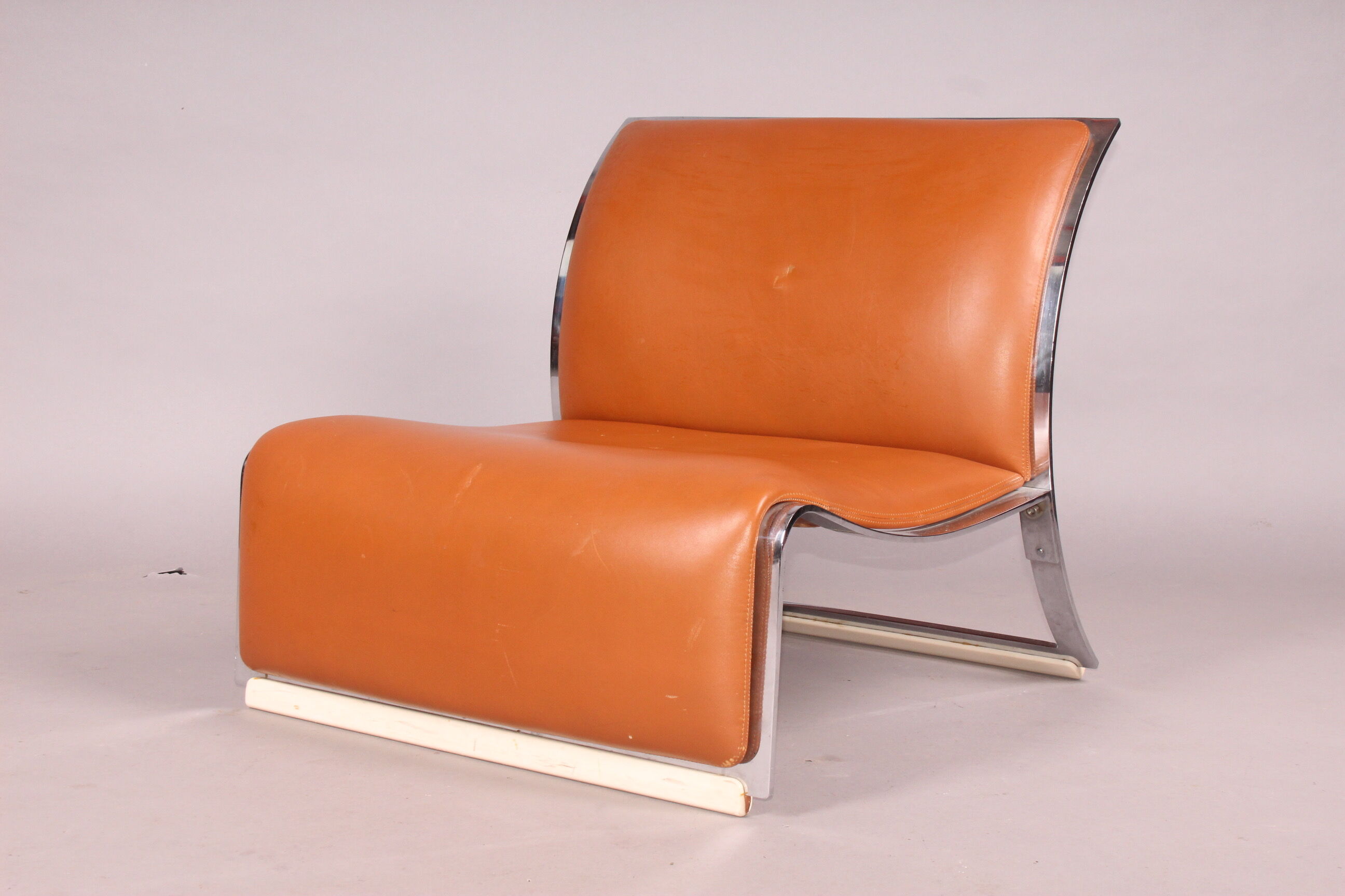 Italian lounger armchair