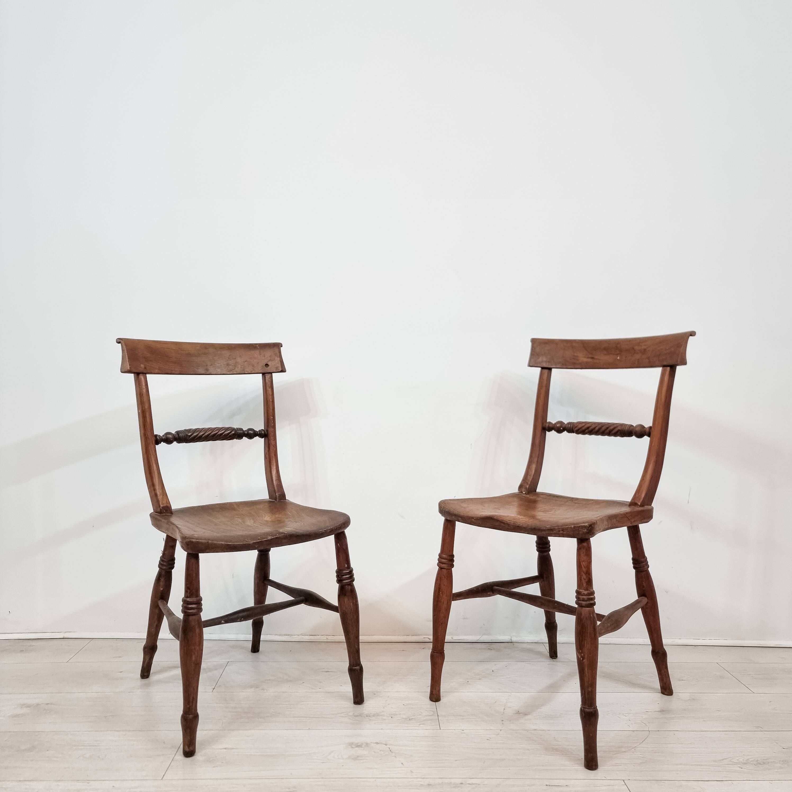 English chairs late 19th century