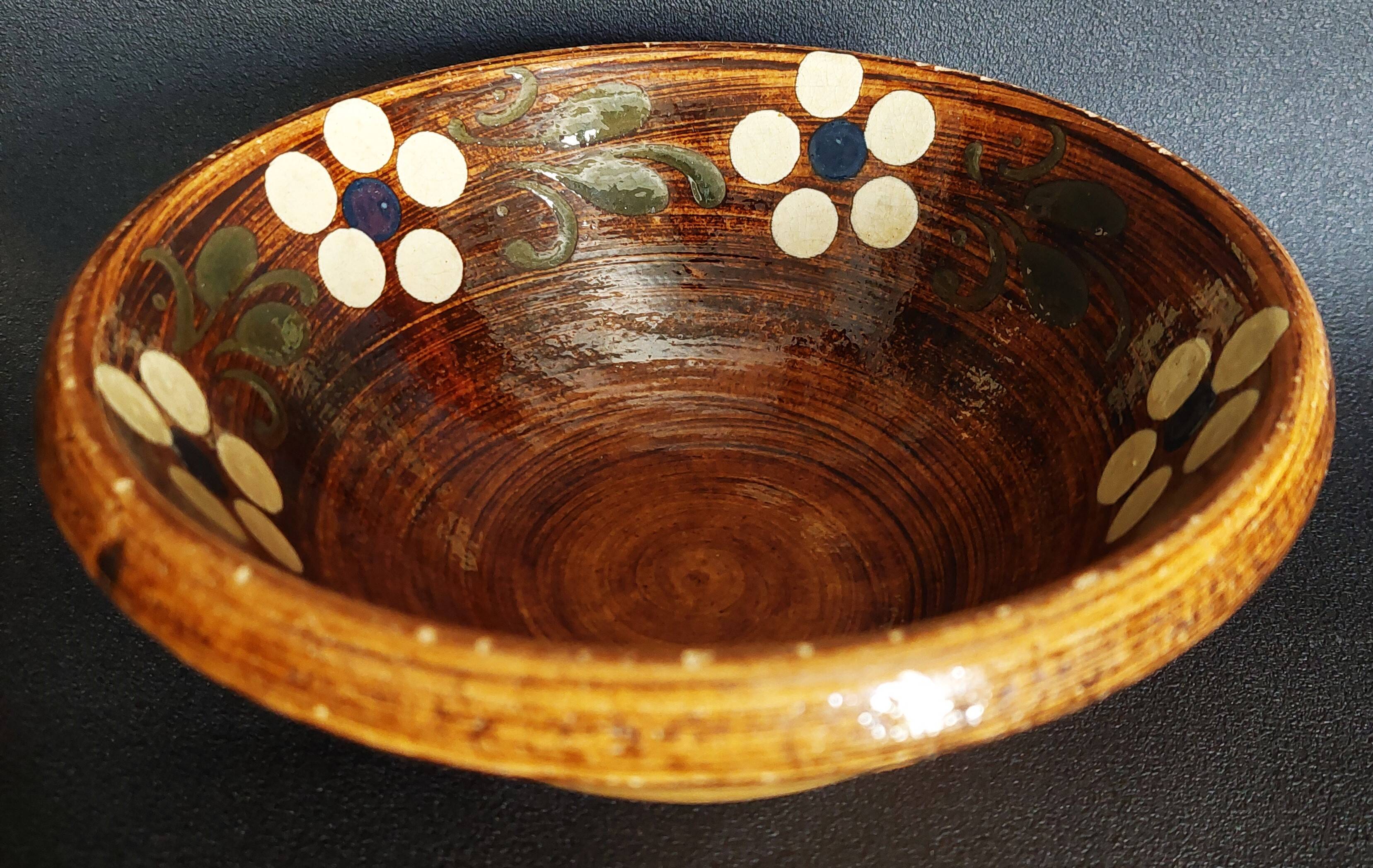 Glazed terracotta bowl from Alsace, 20th century